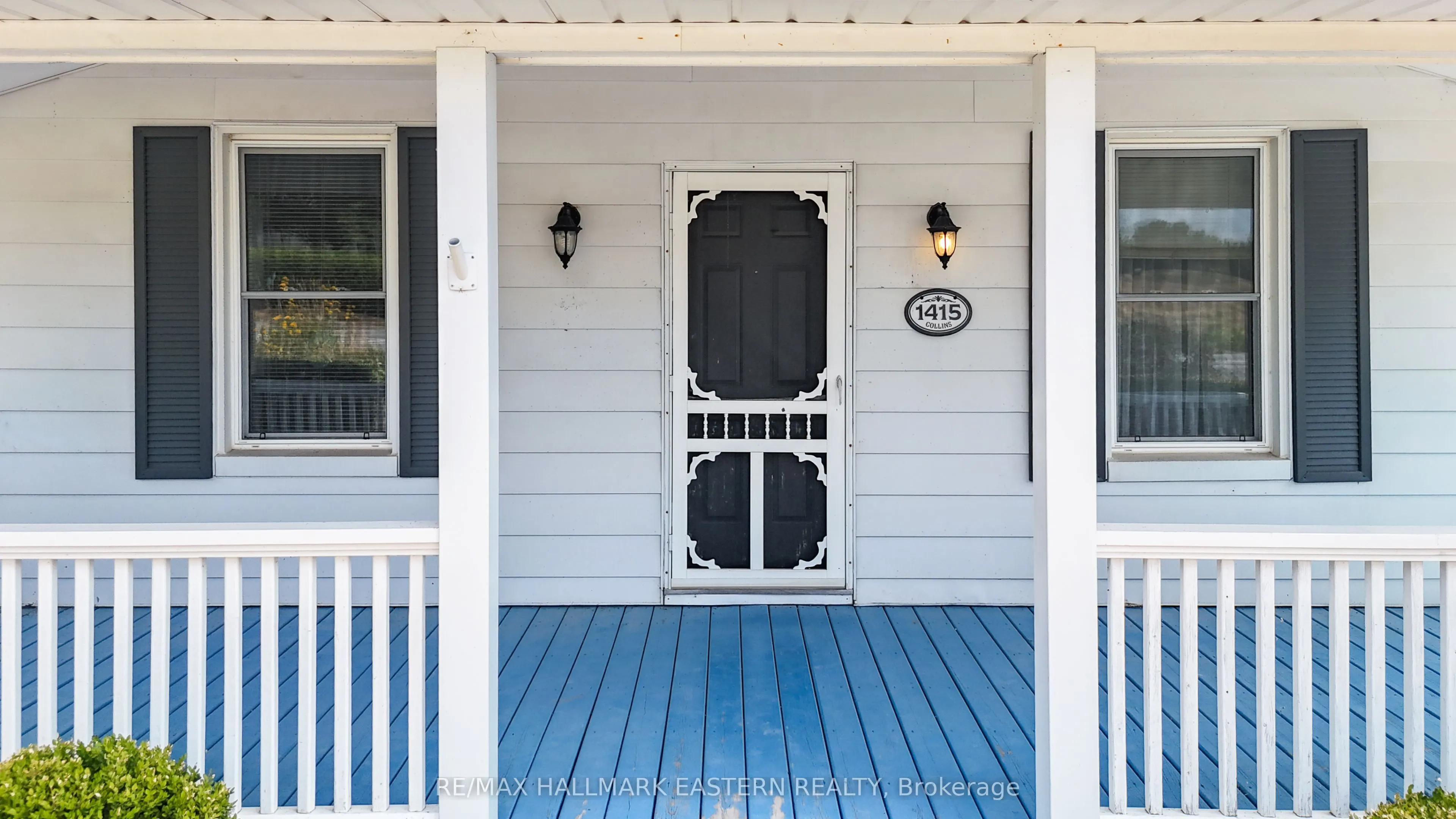 1415 Young's Point Road