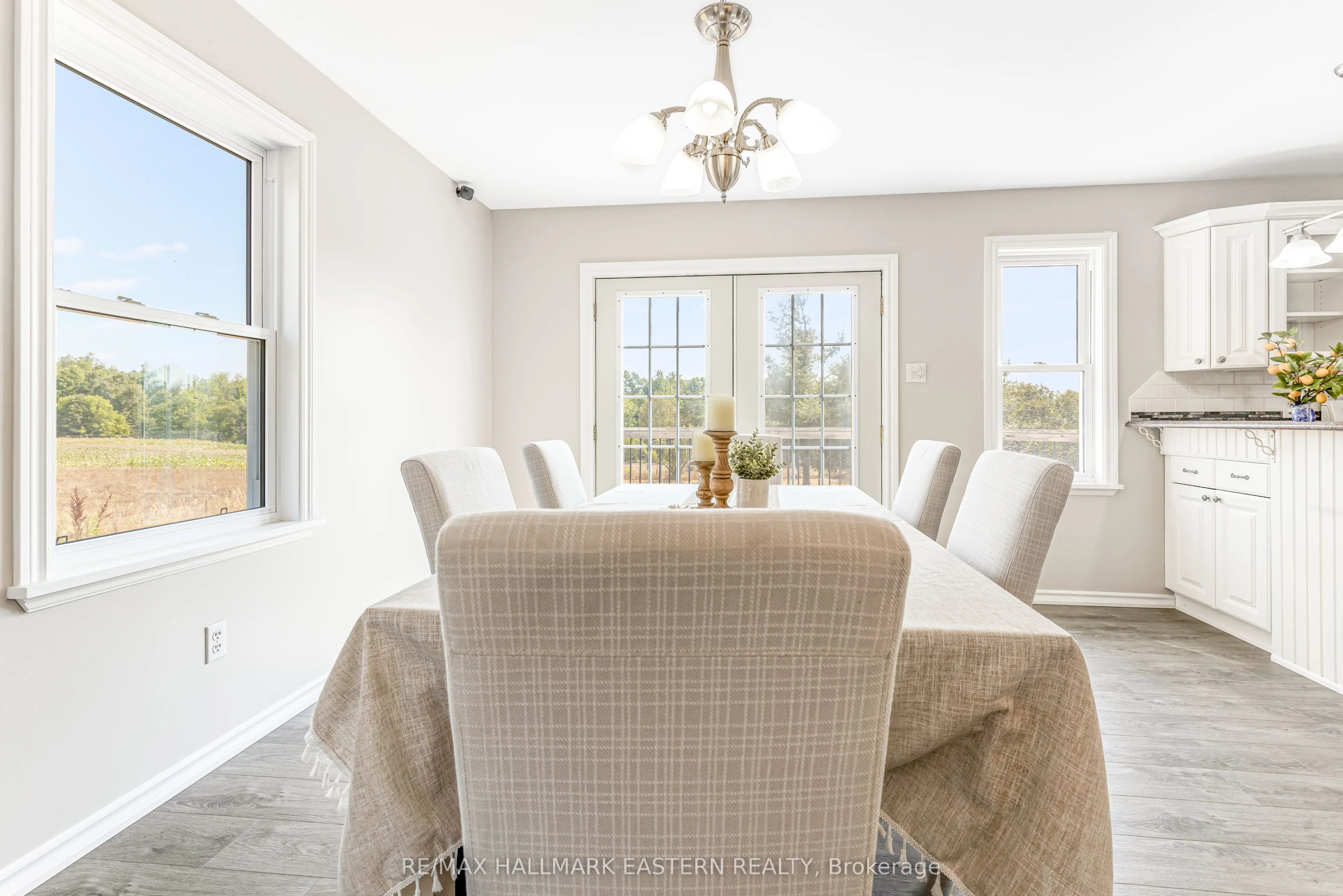 1415 Young's Point Road