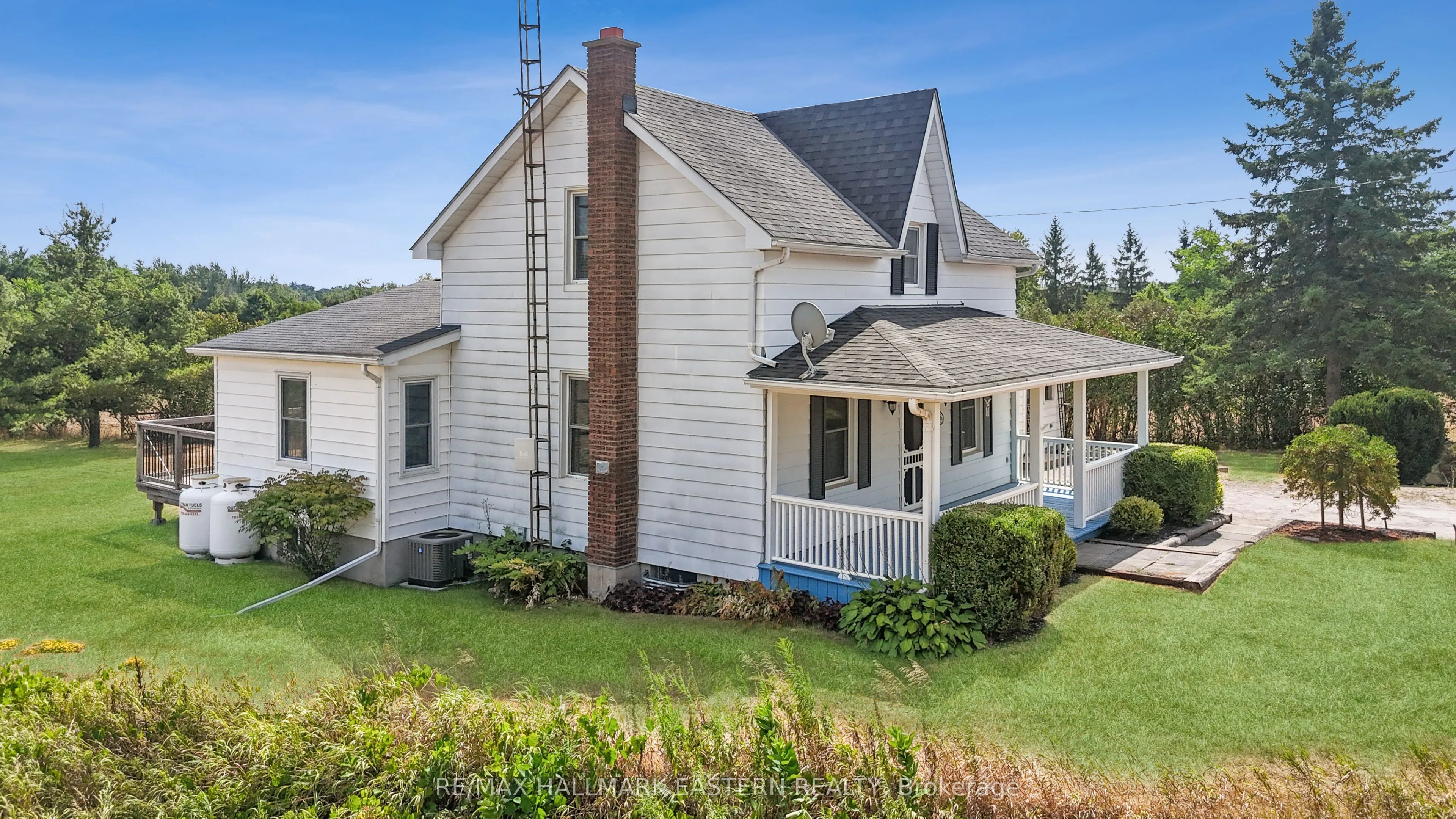 1415 Young's Point Road