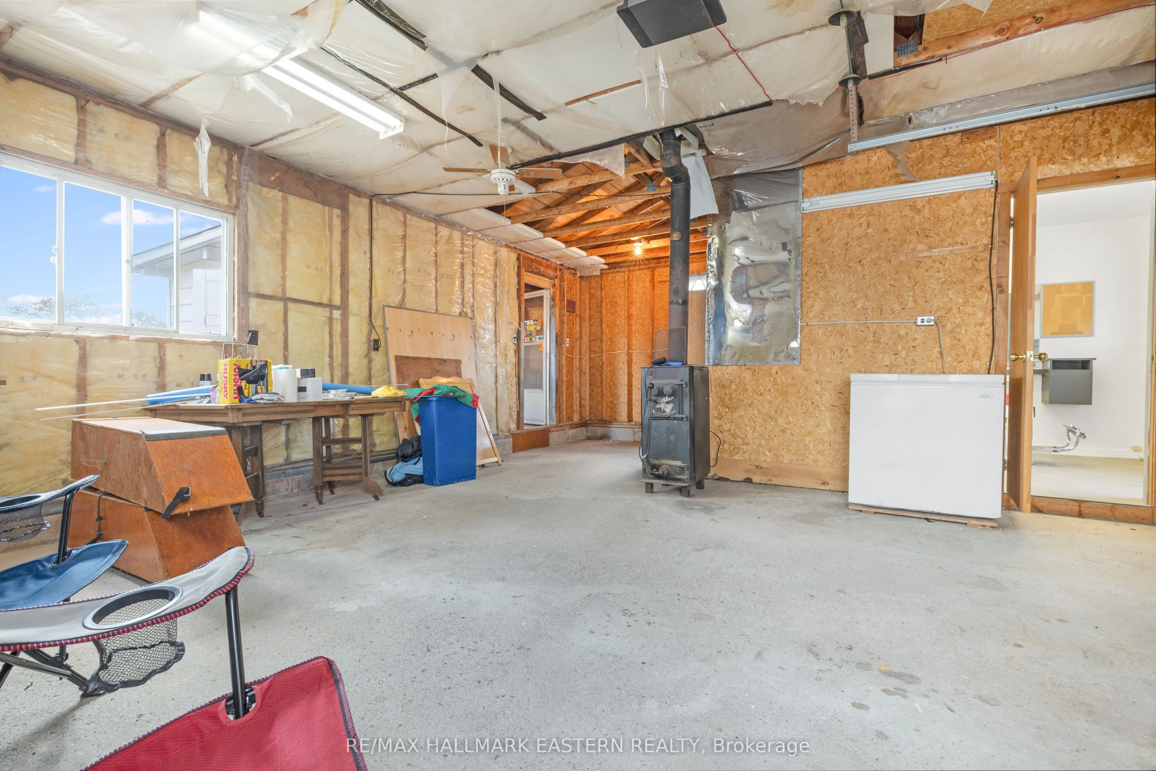 1415 Young's Point Road