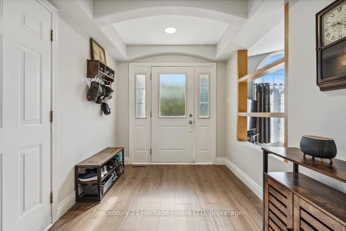 253 St Lawrence Drive