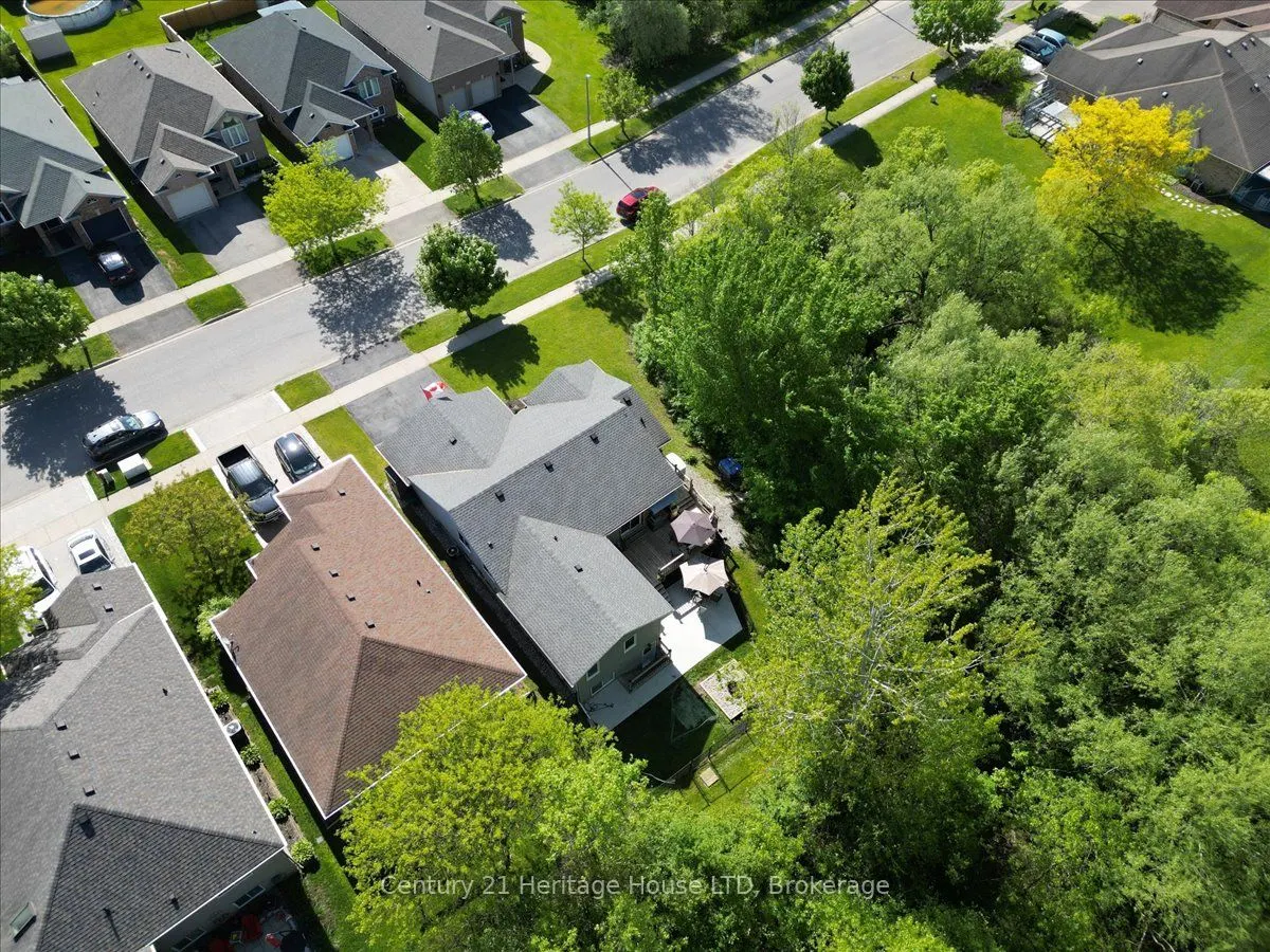 253 St Lawrence Drive