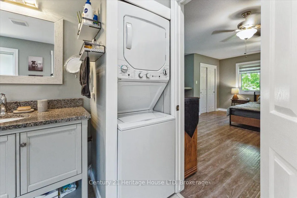 253 St Lawrence Drive