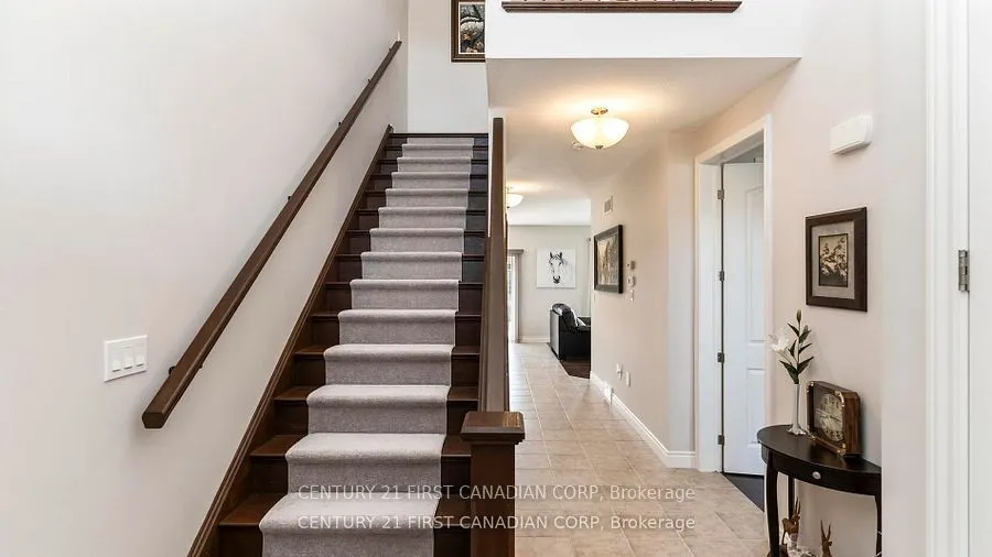 102 Caverhill Crescent