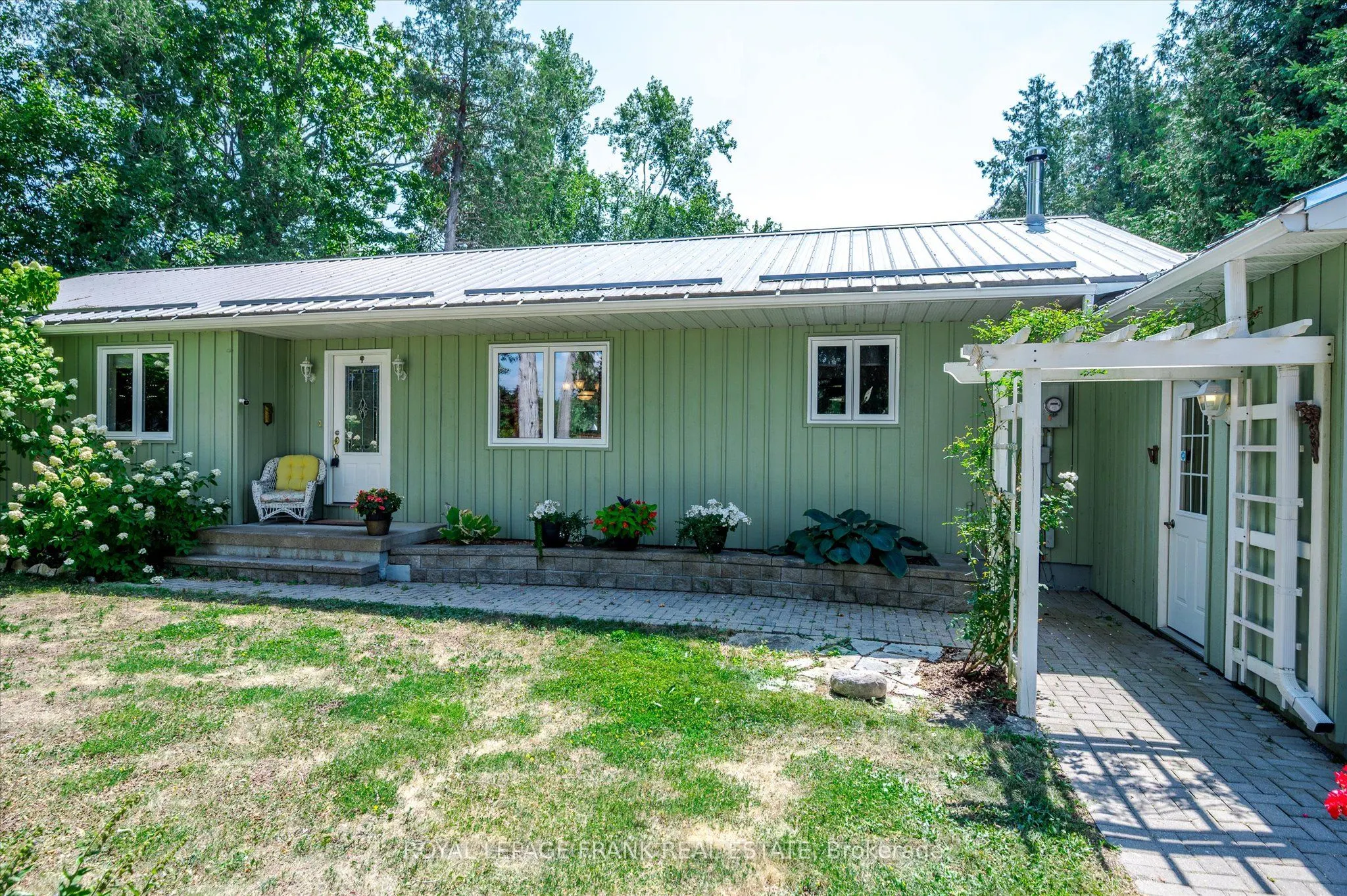 187 River Lane