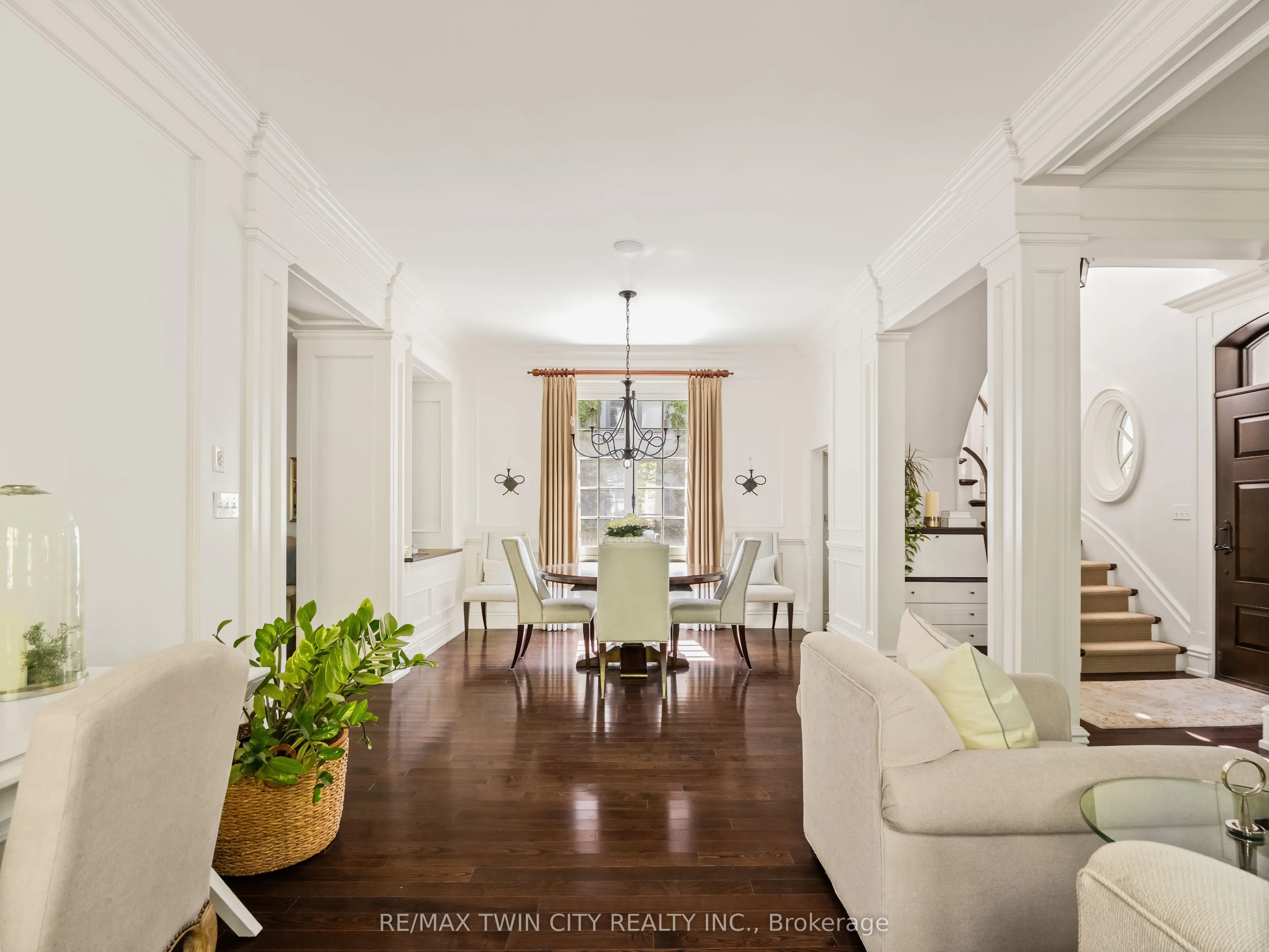 19 Maynard Avenue