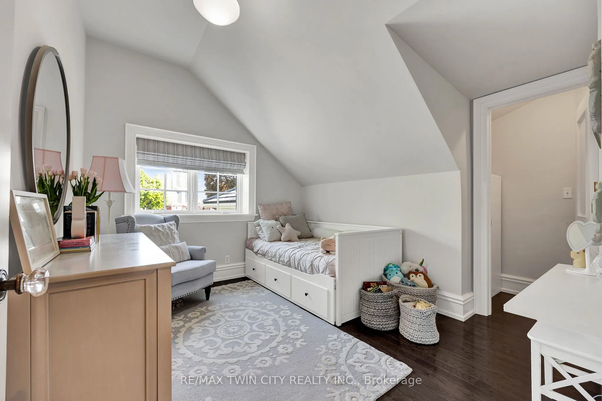 19 Maynard Avenue