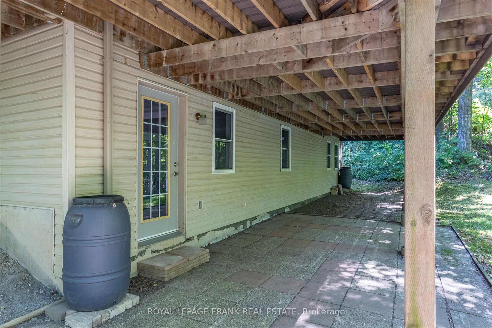 24 Deer Avenue