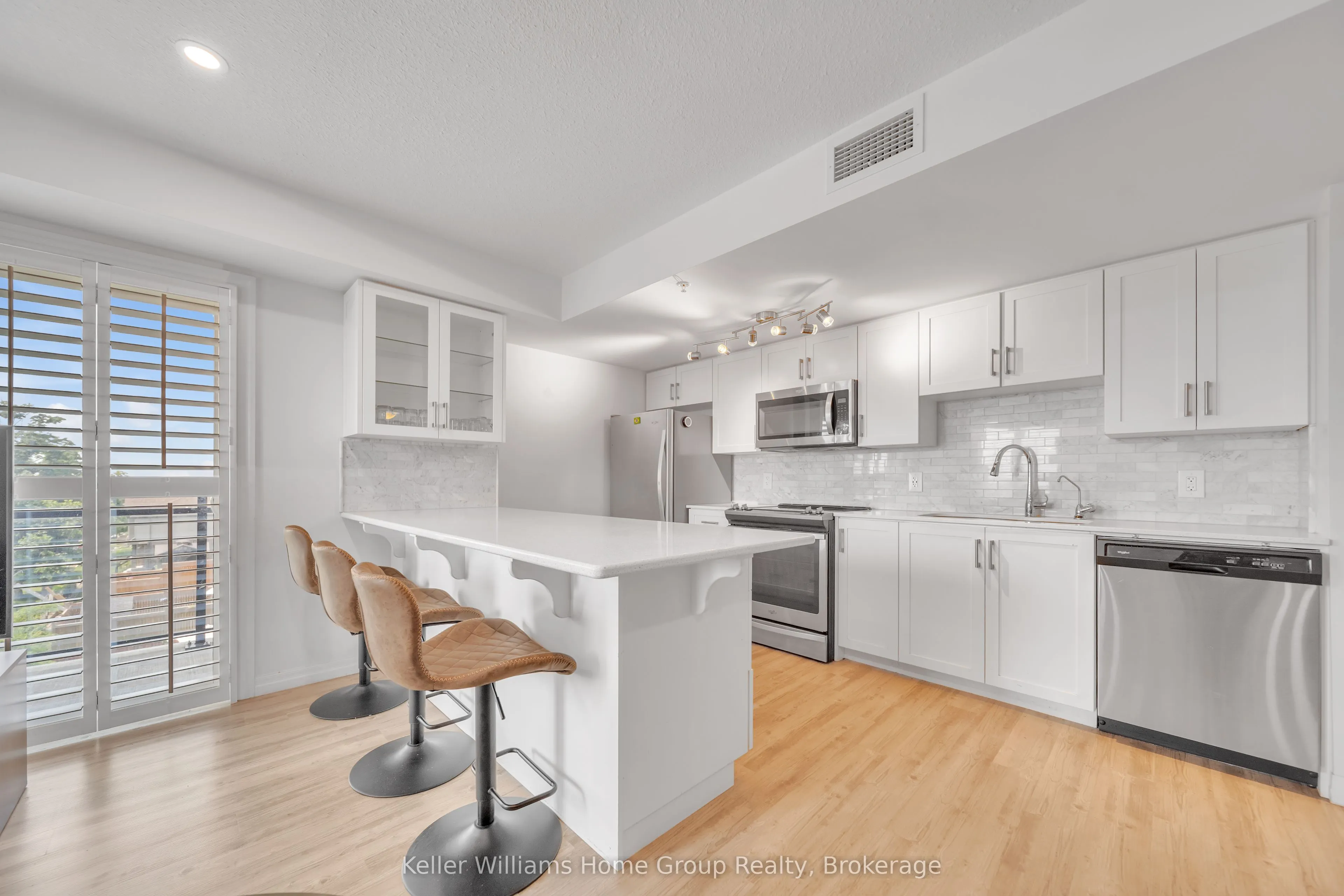 108 Summit Ridge Drive, #412