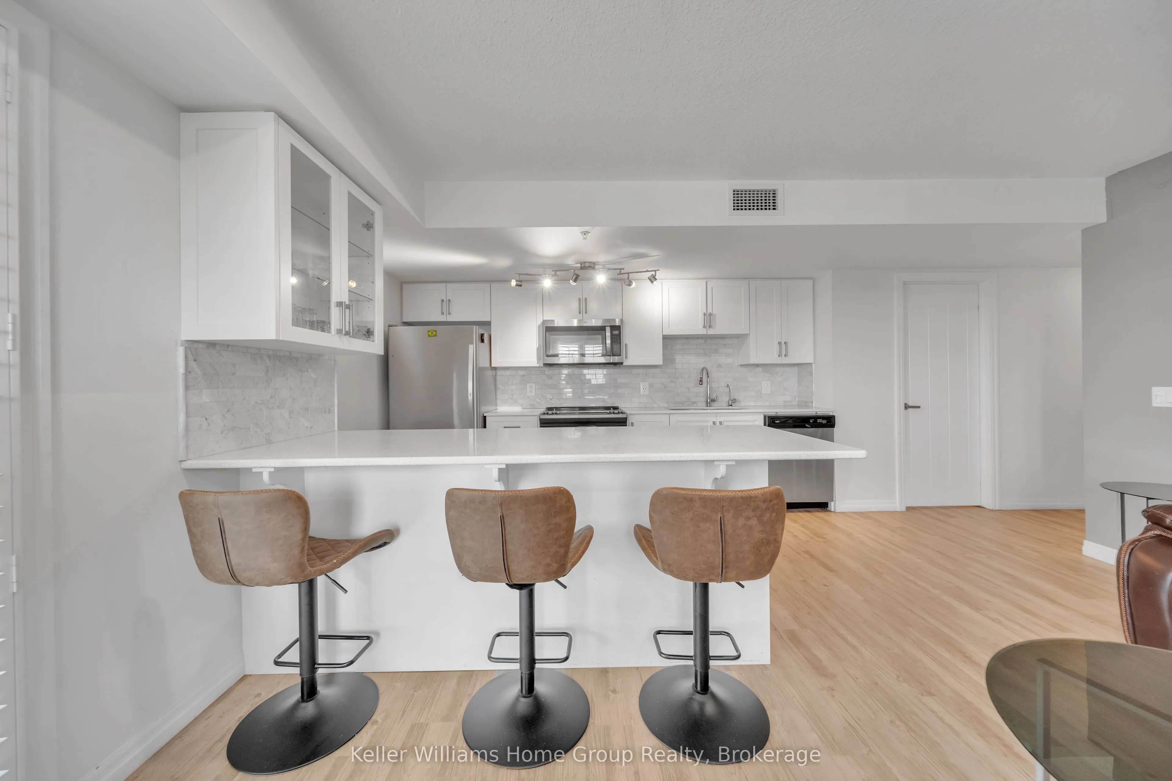 108 Summit Ridge Drive, #412