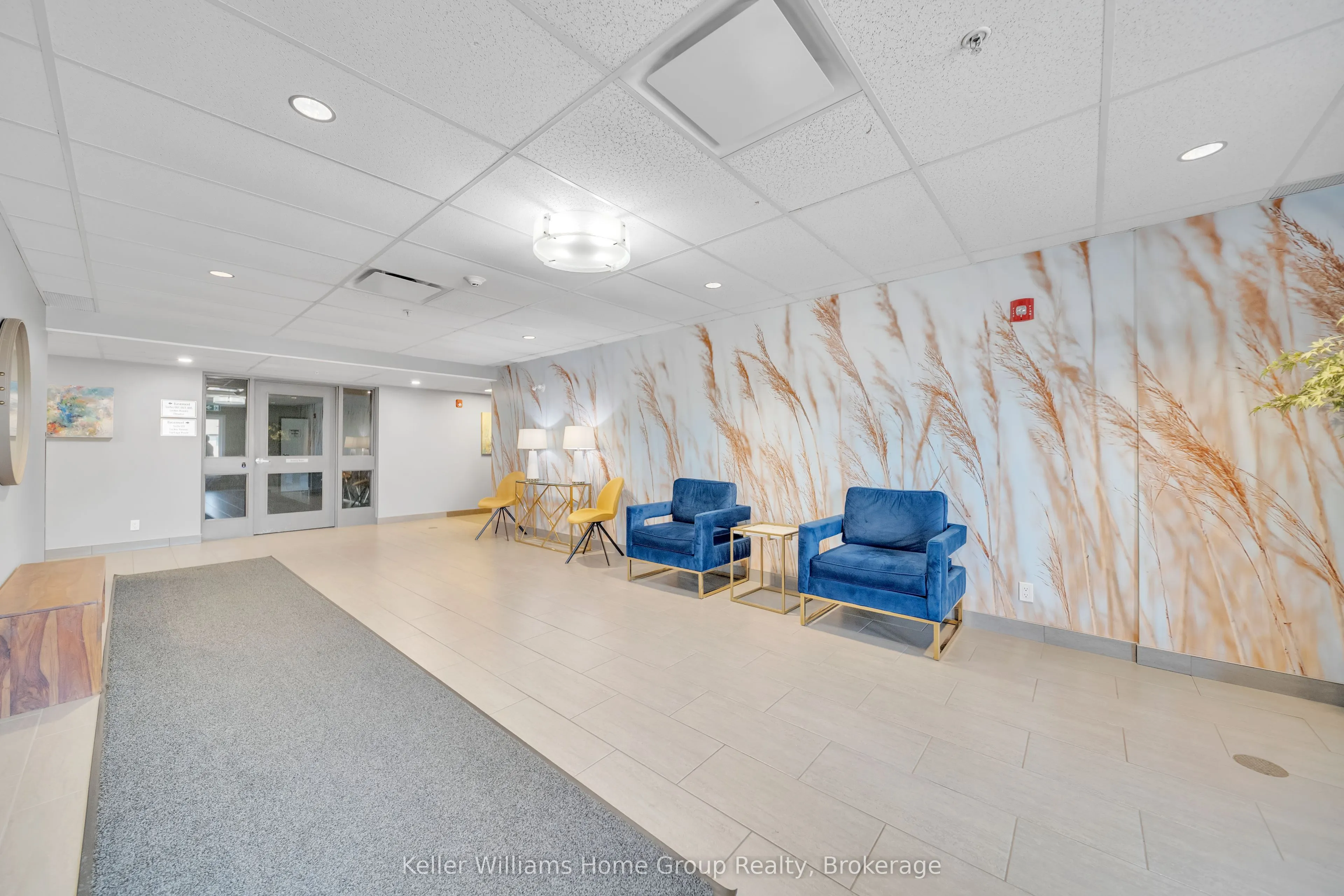 108 Summit Ridge Drive, #412