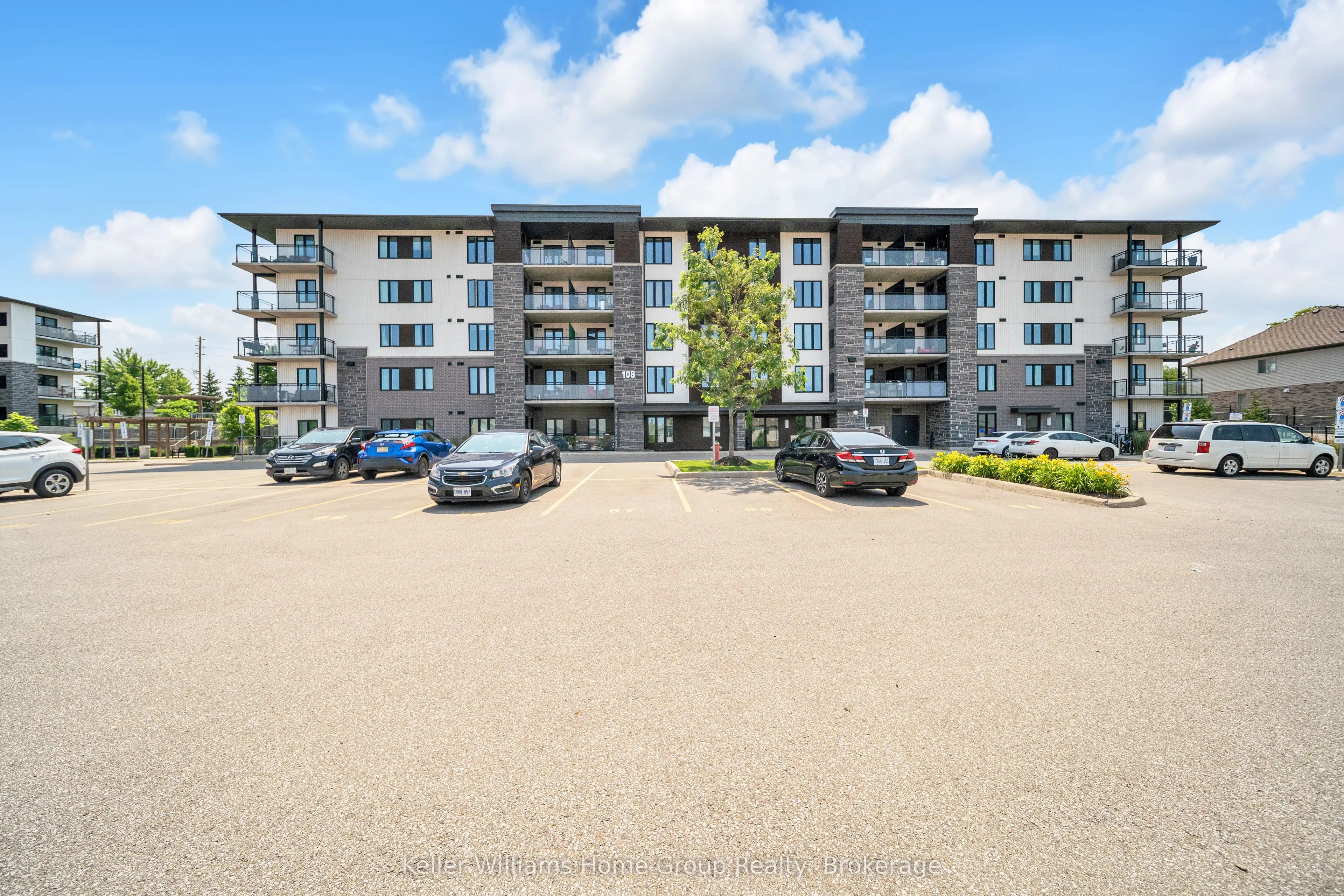 108 Summit Ridge Drive, #412