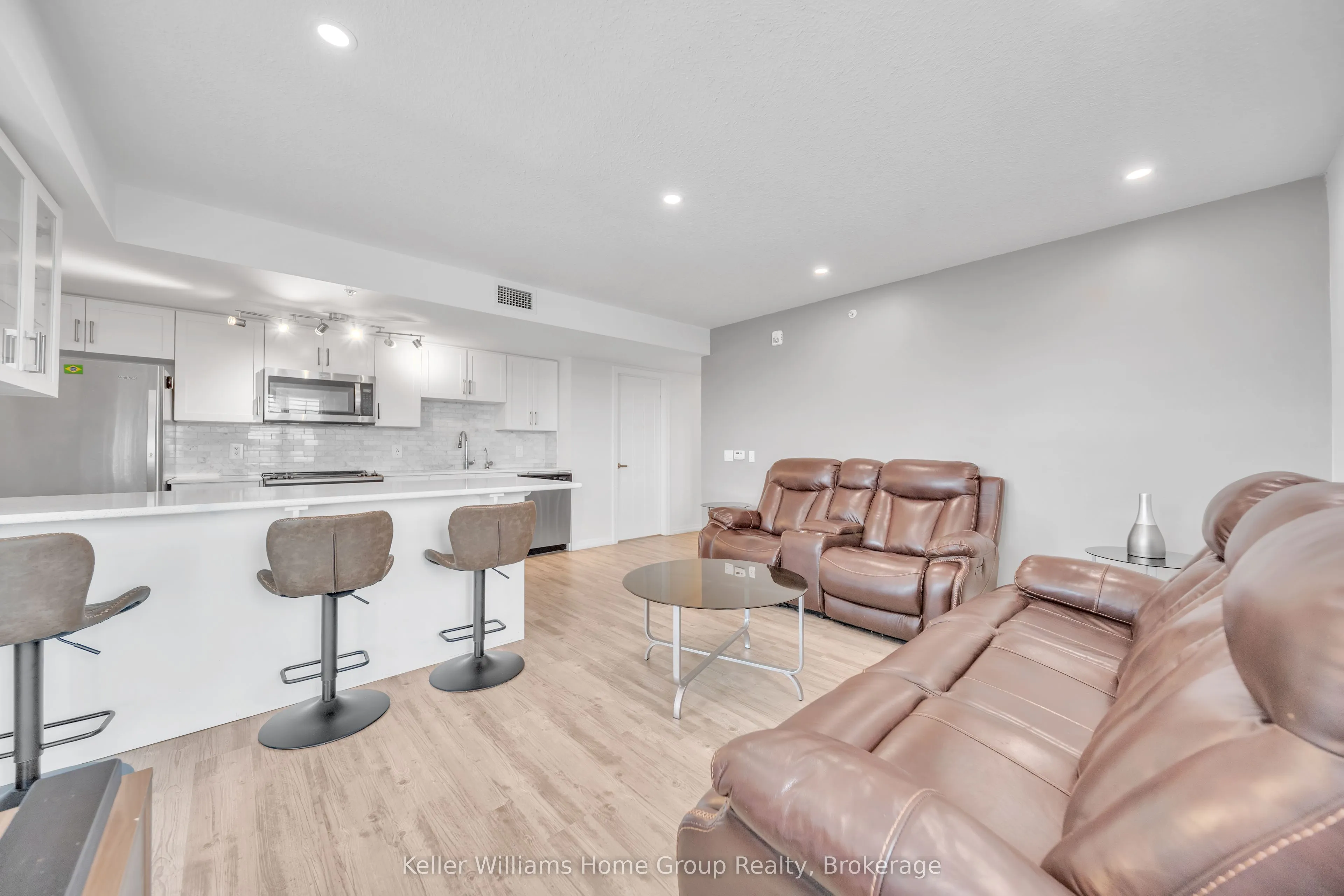 108 Summit Ridge Drive, #412