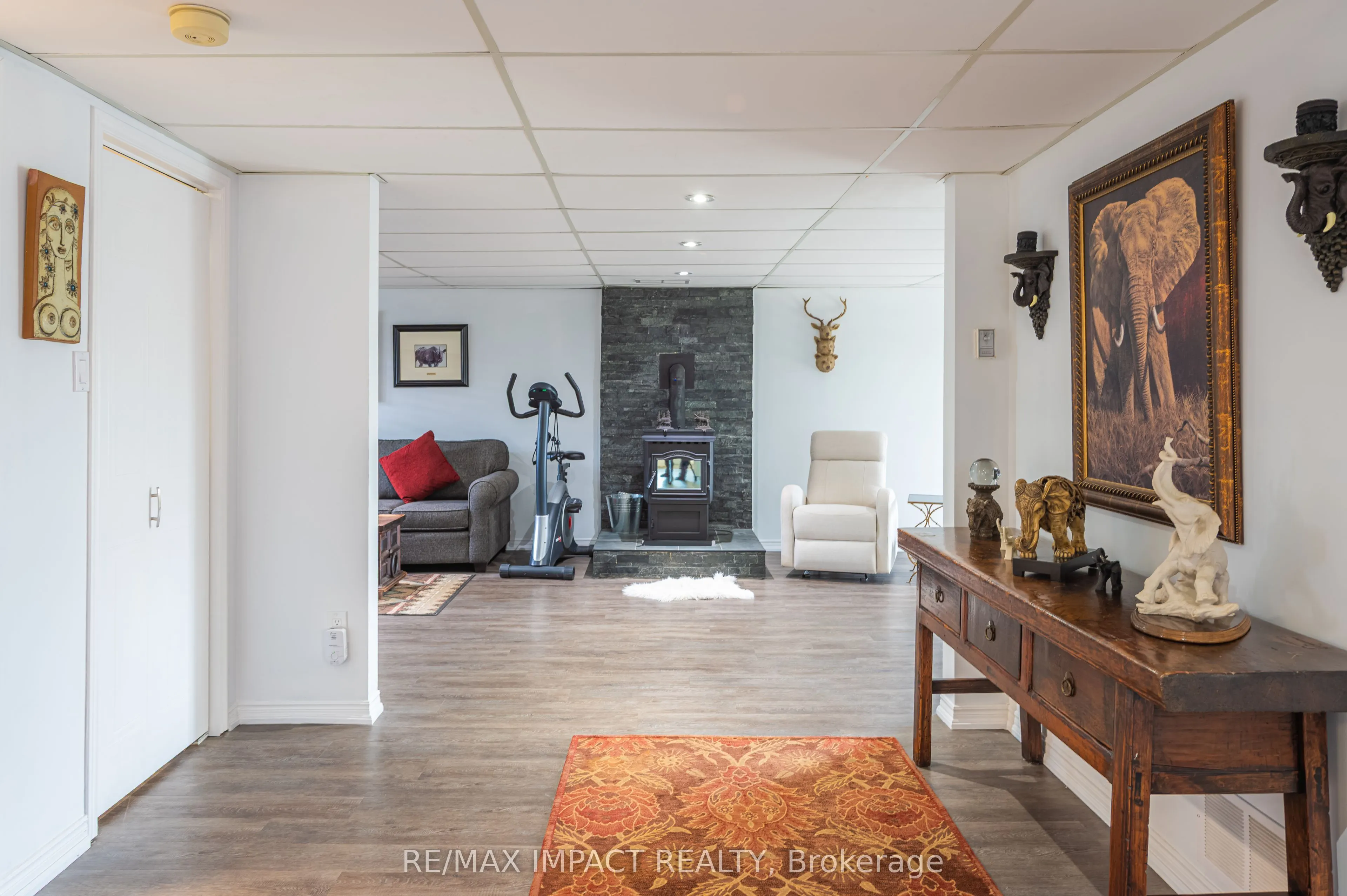 10 Cedartree Lane