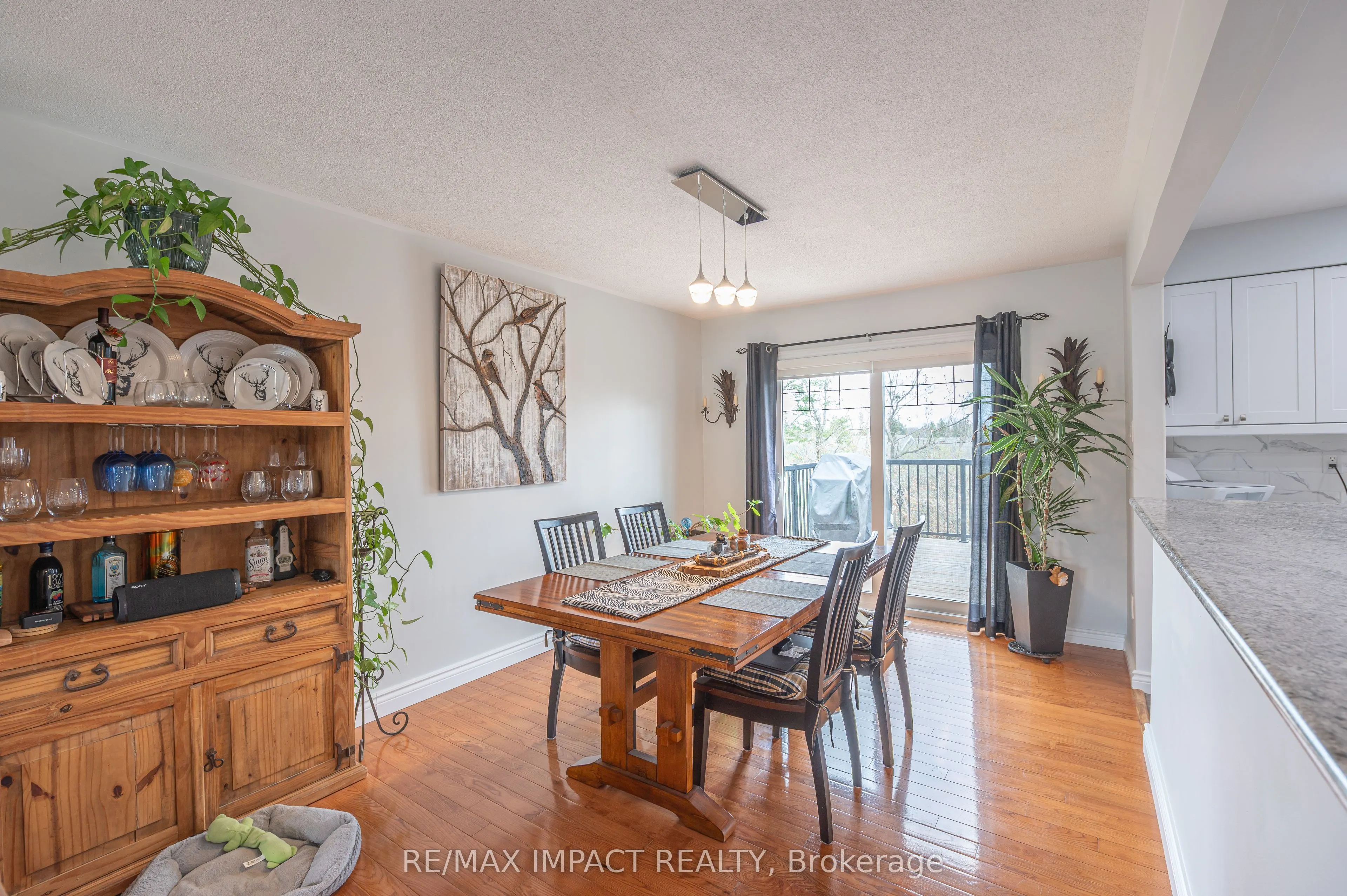10 Cedartree Lane