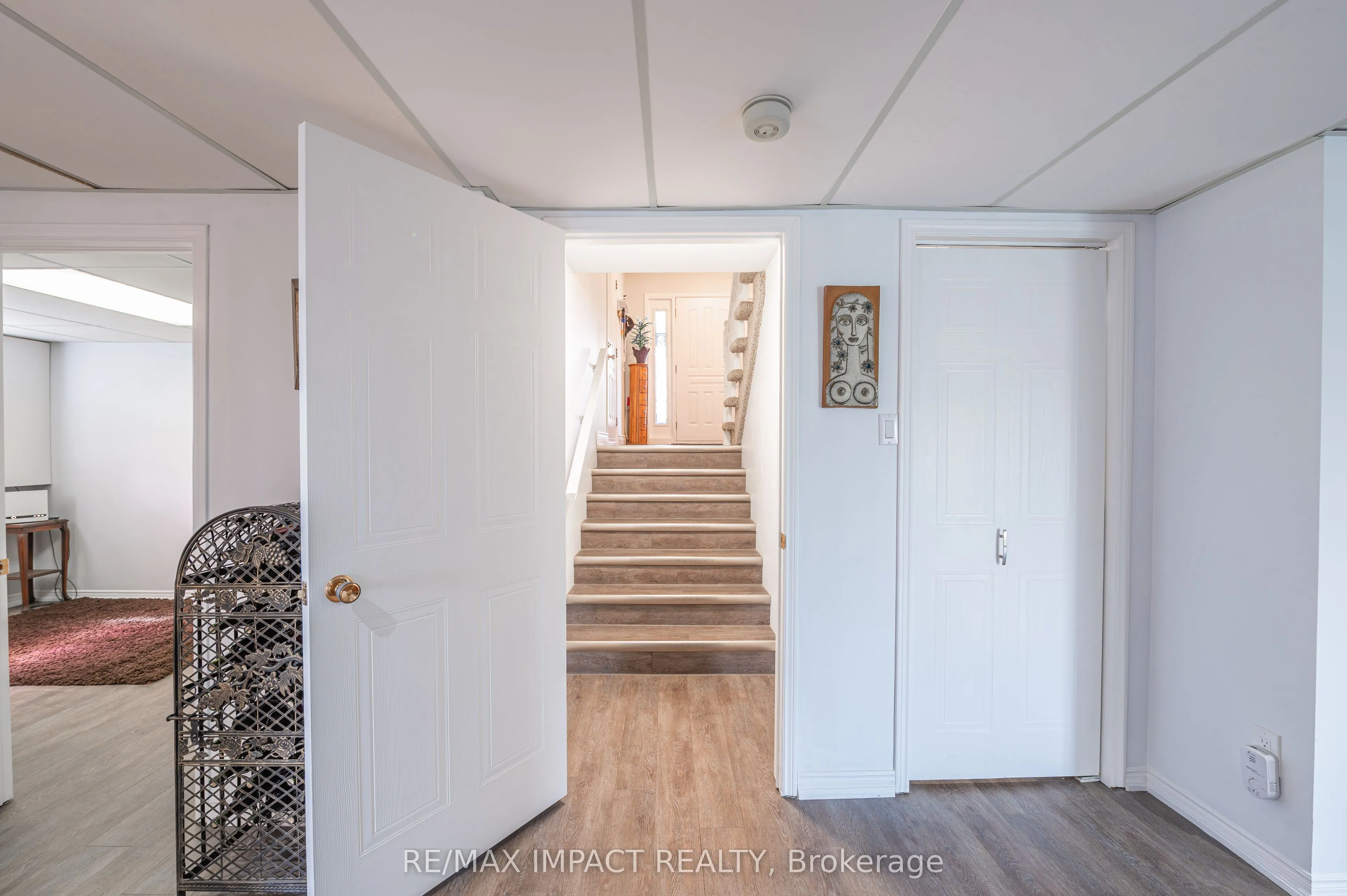10 Cedartree Lane