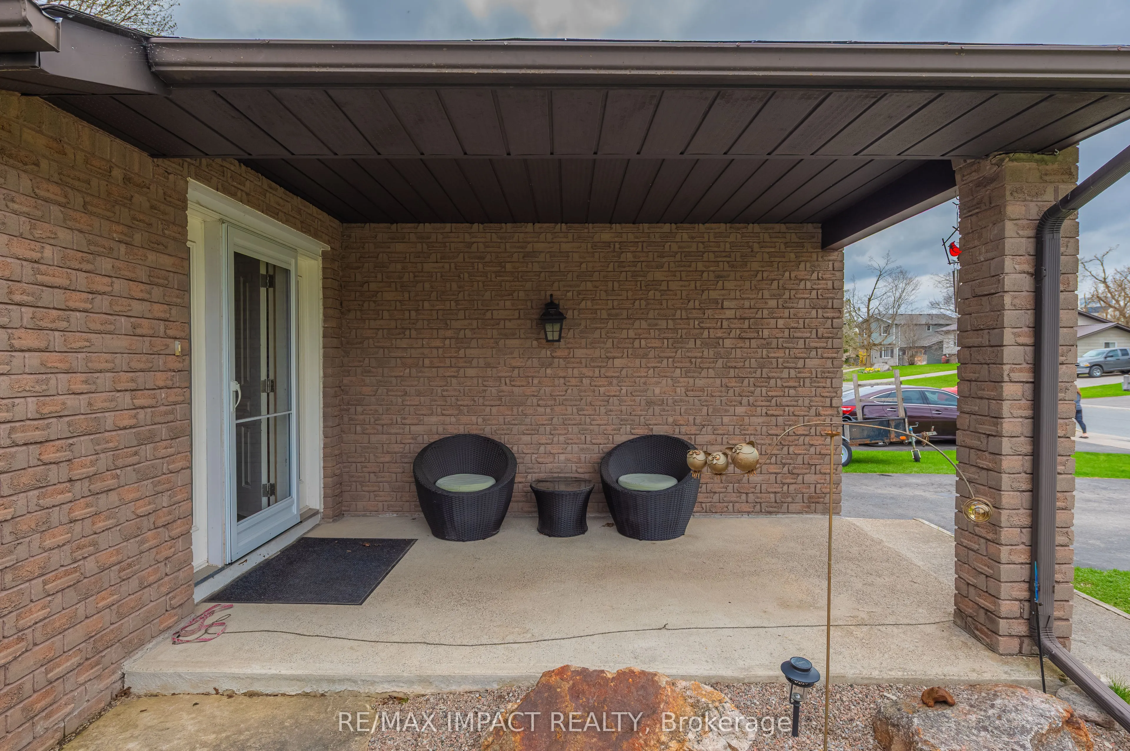10 Cedartree Lane