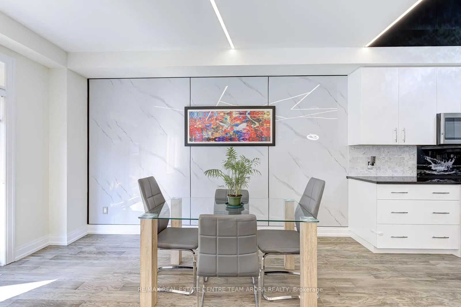 39 Great Fls Boulevard