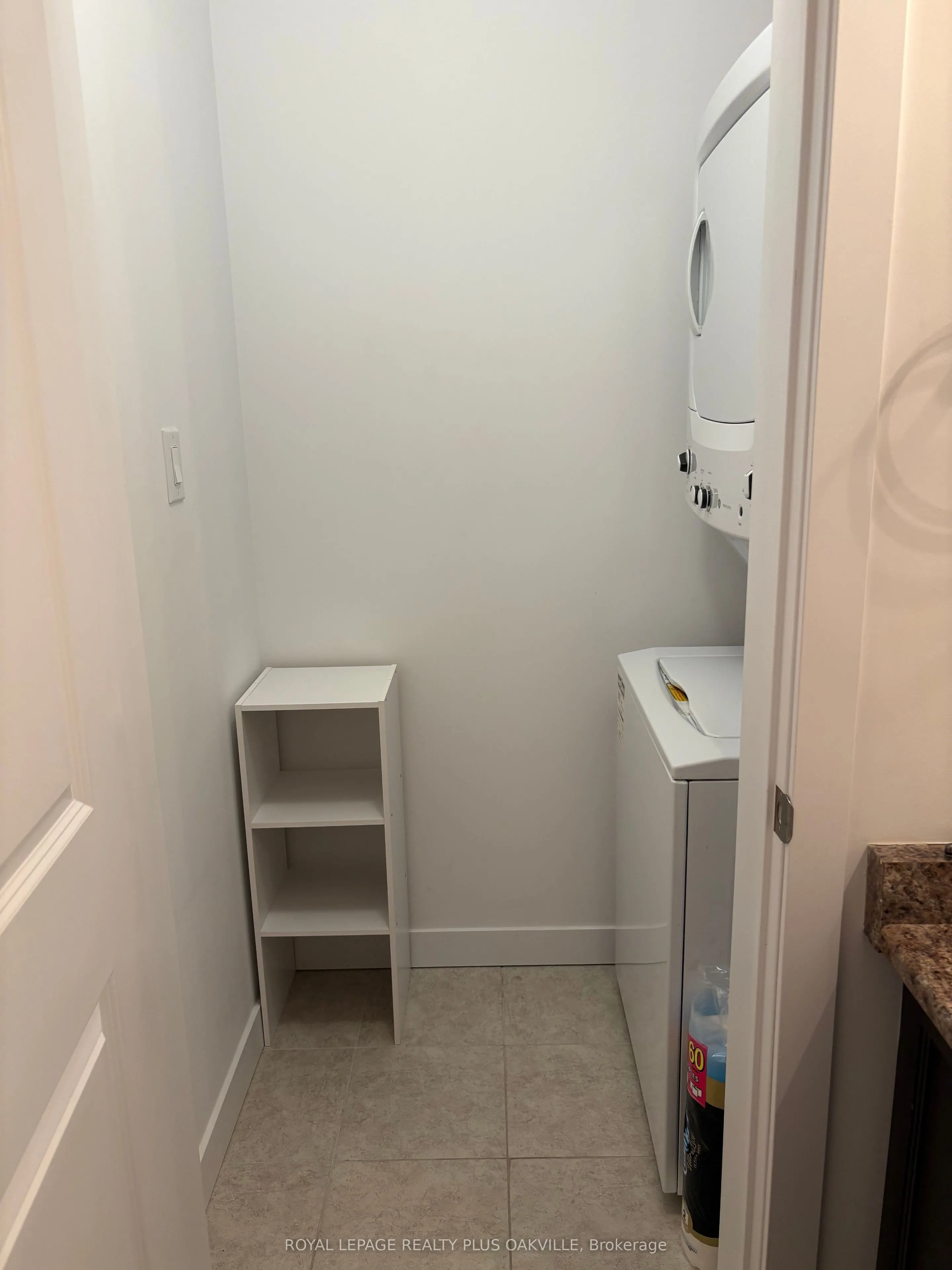 101 Shoreview Place, #329