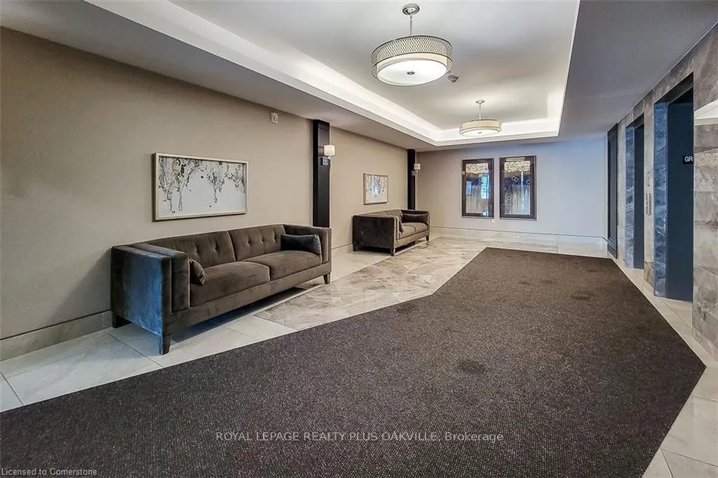 101 Shoreview Place, #329