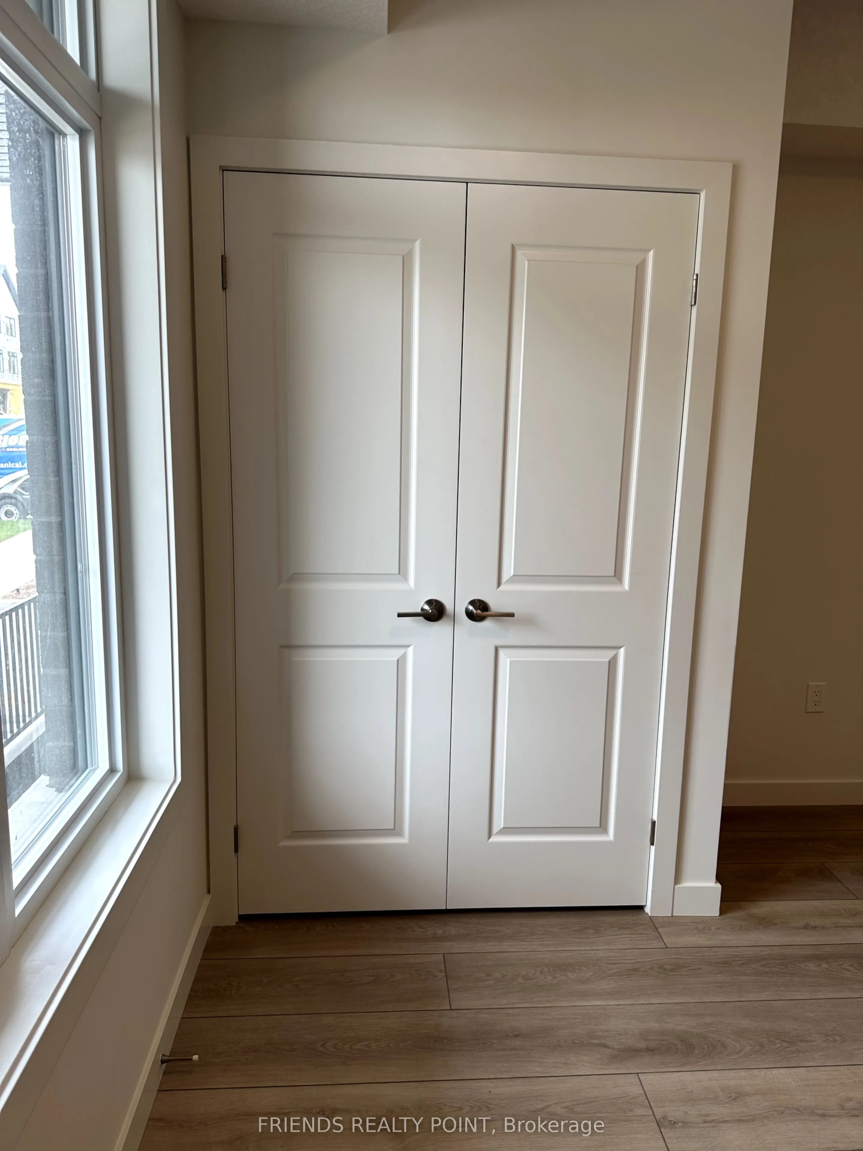 824 Woolwich Street, #175
