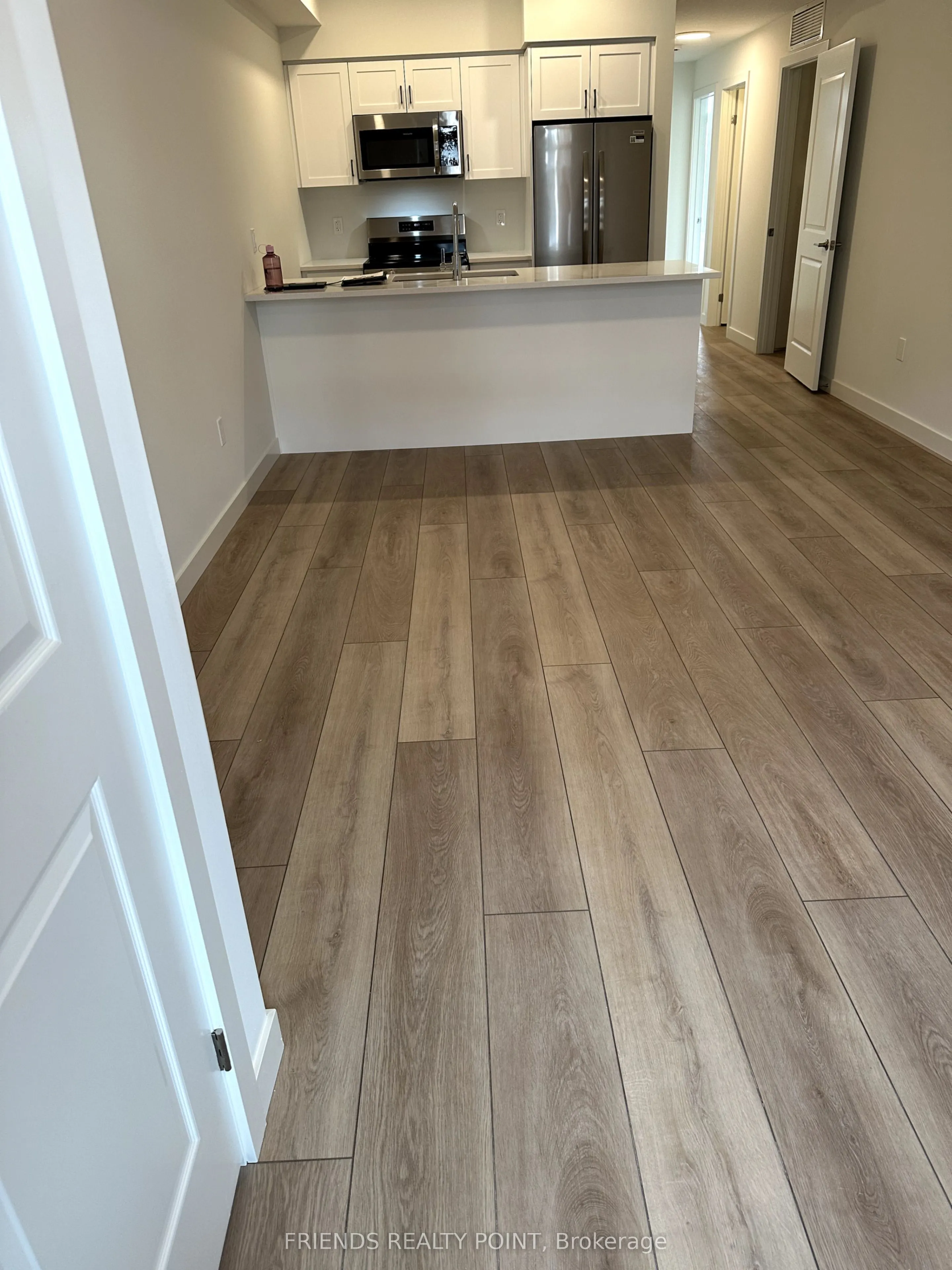 824 Woolwich Street, #175