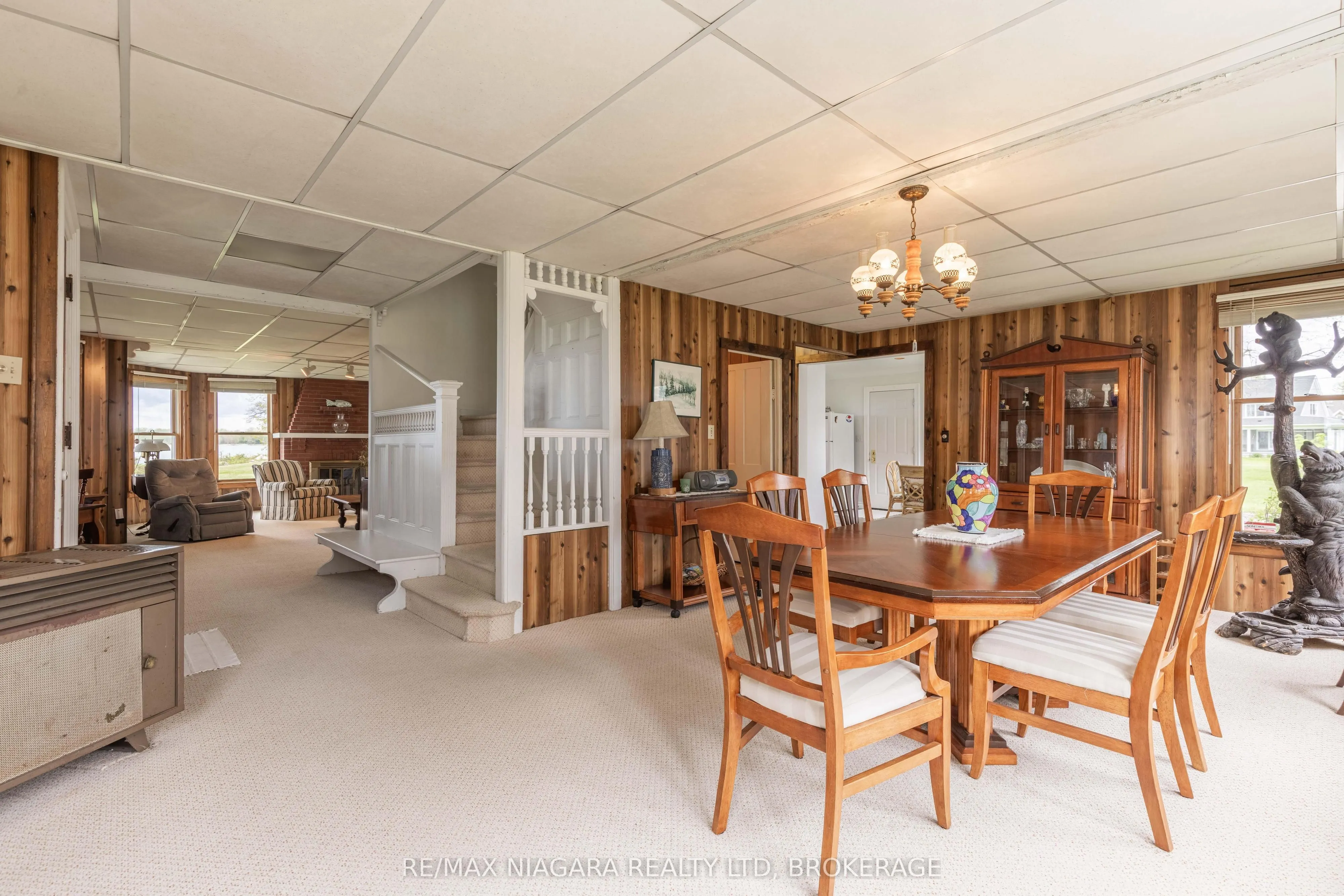 183 Maple Lane