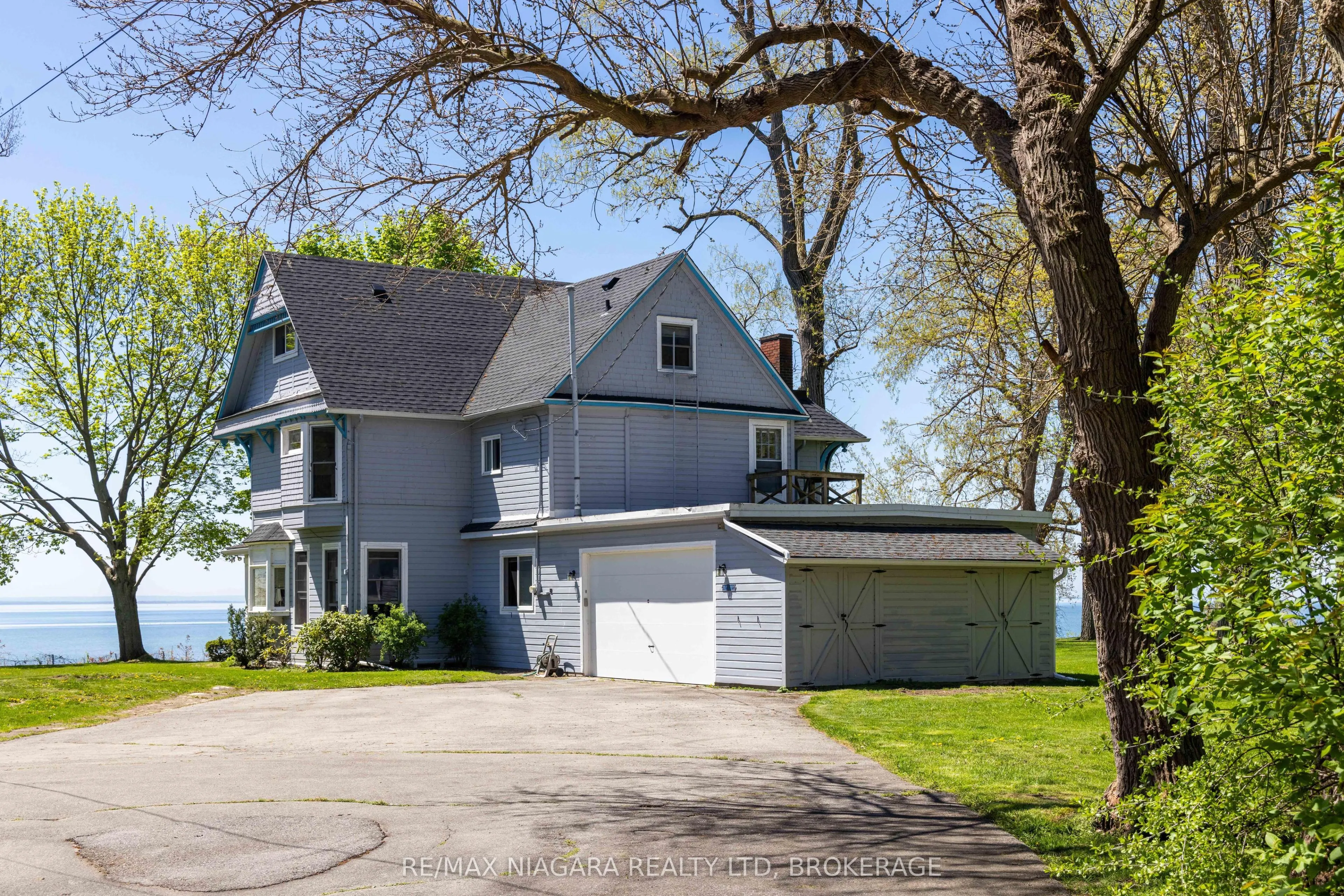 183 Maple Lane