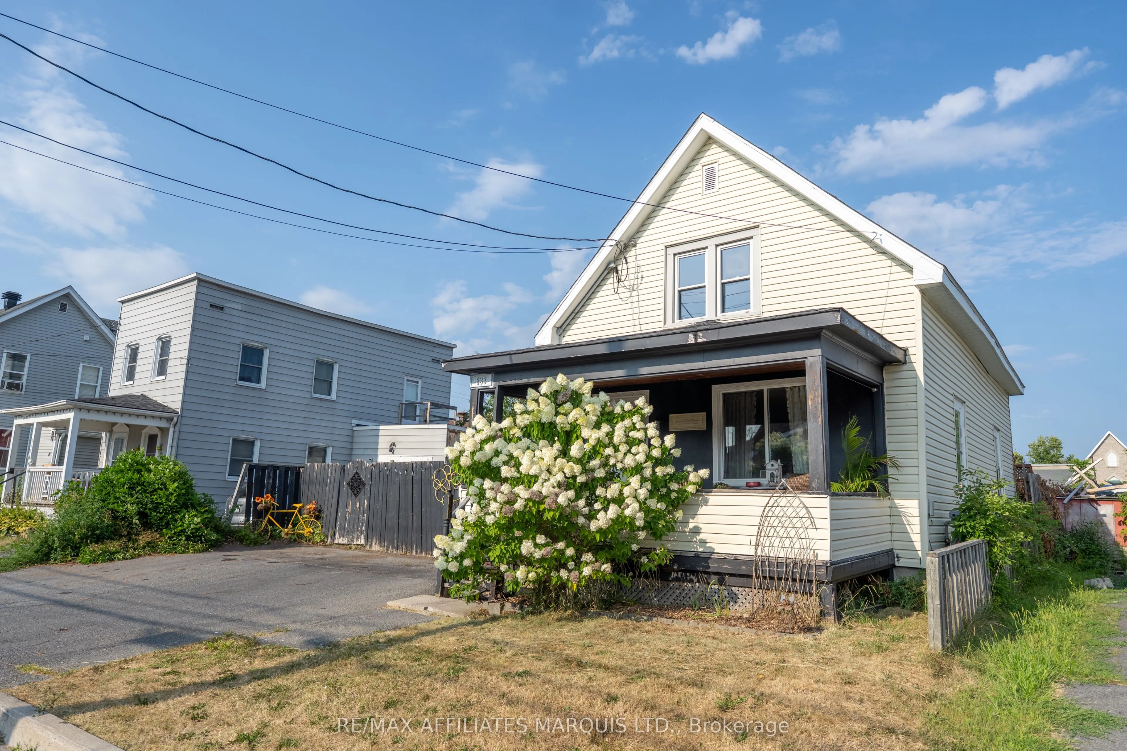 633 Augustus Street
