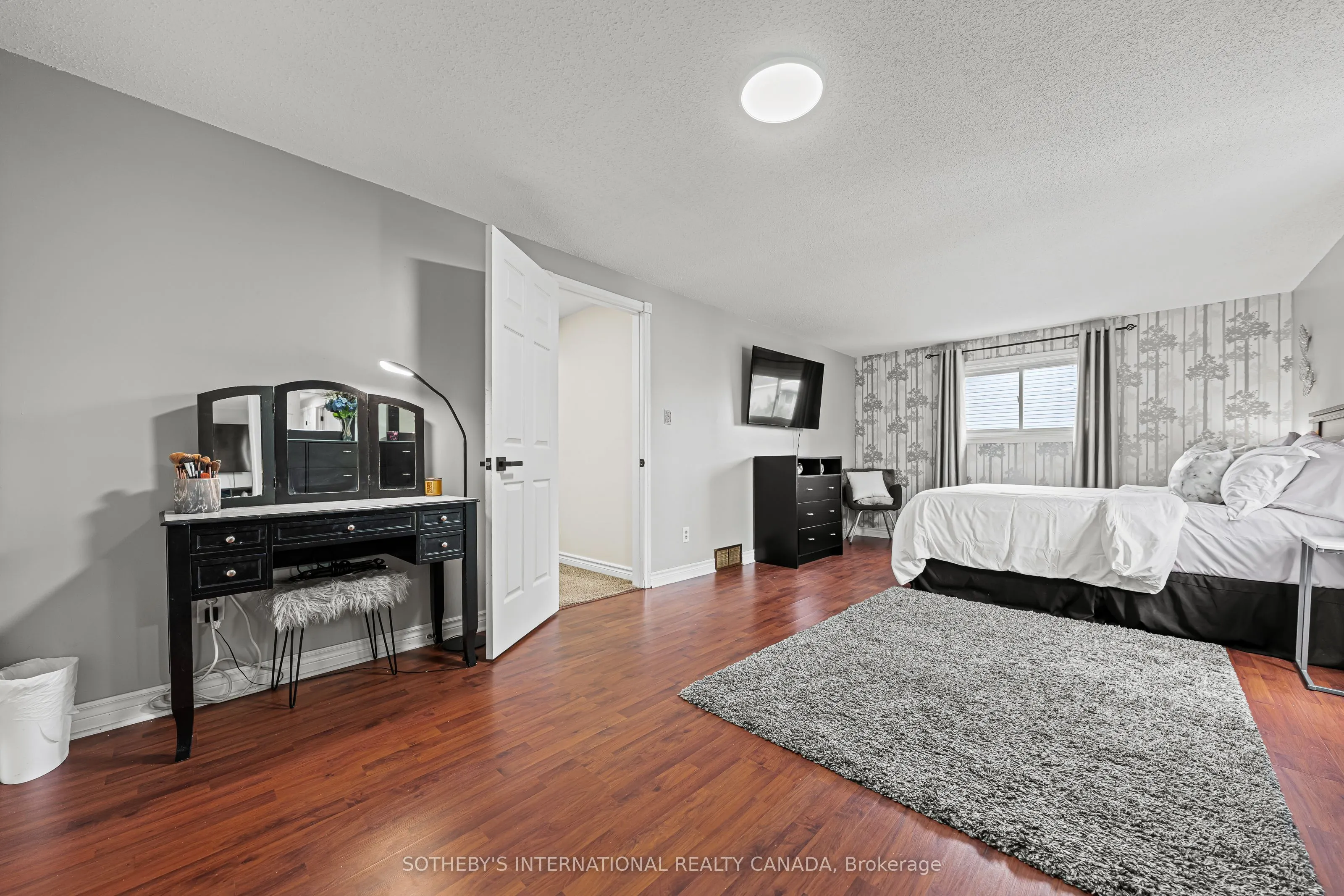 154 Covington Crescent