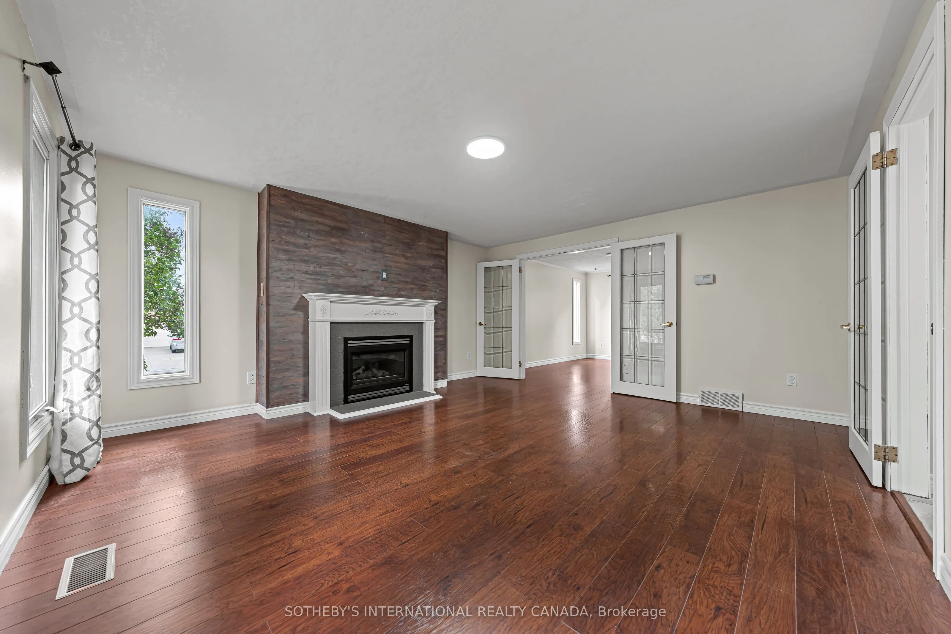 154 Covington Crescent