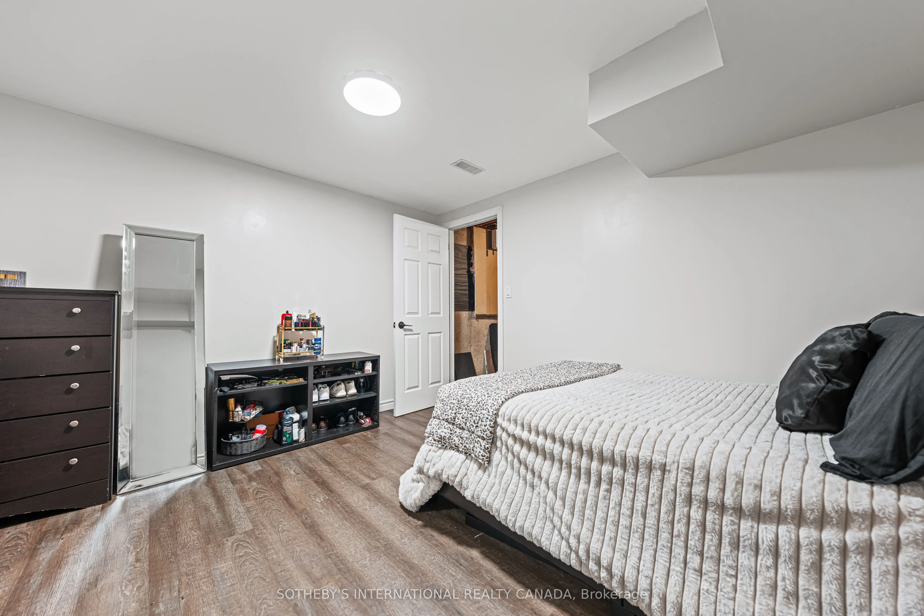 154 Covington Crescent