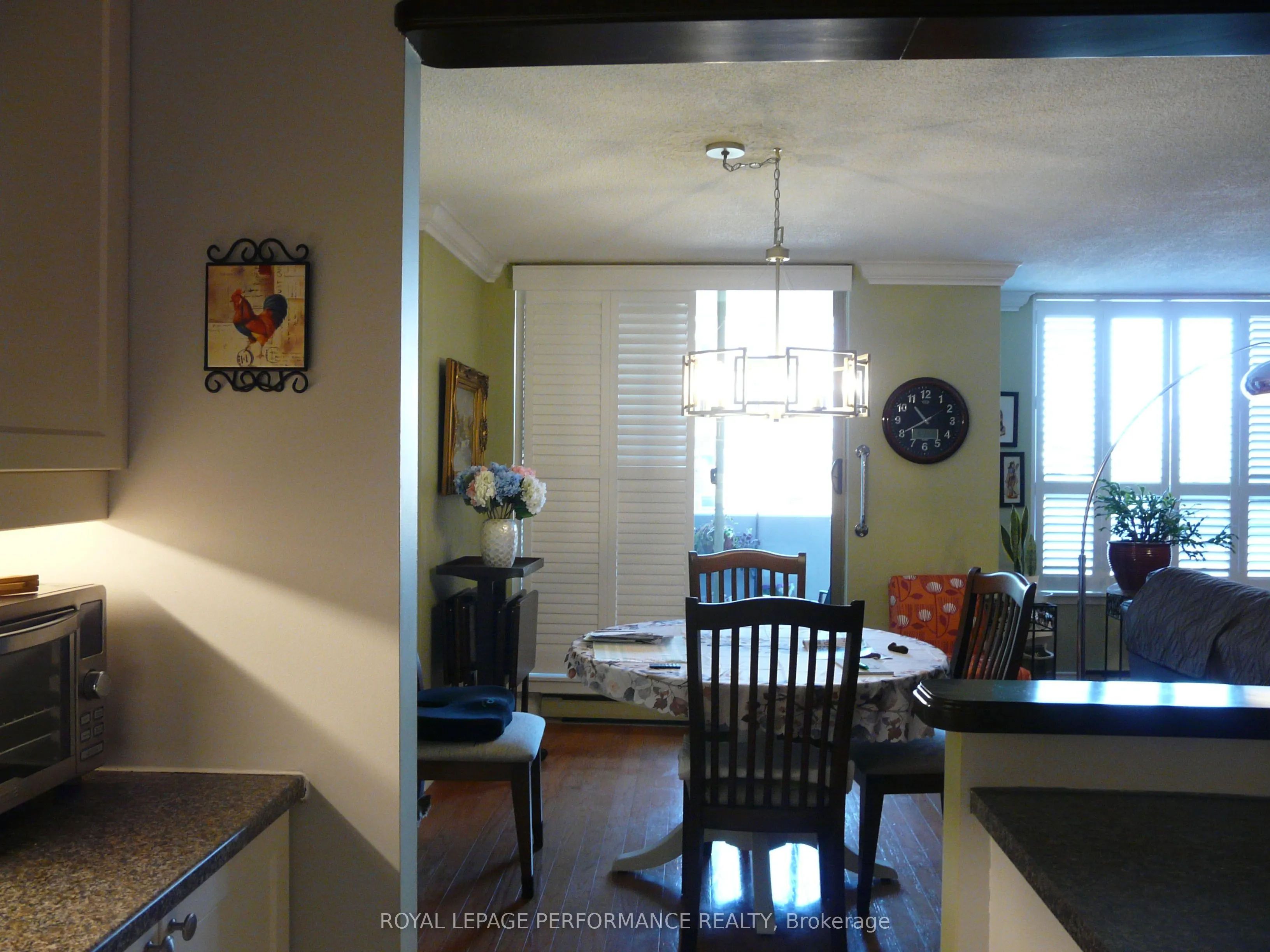 200 Lafontaine Avenue, #404