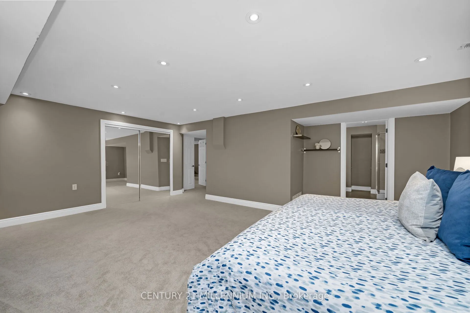 38 Erinlea Crescent