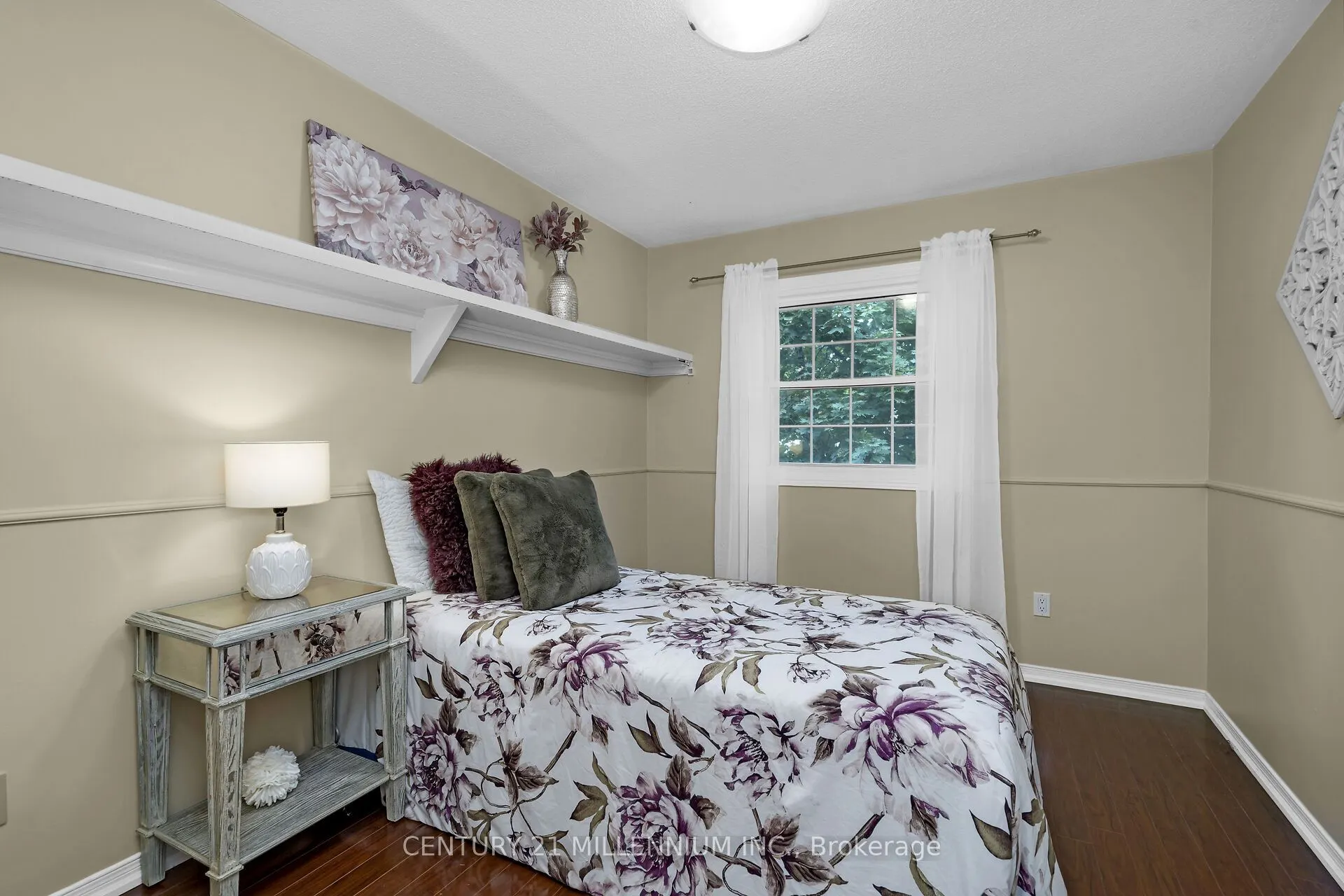 38 Erinlea Crescent
