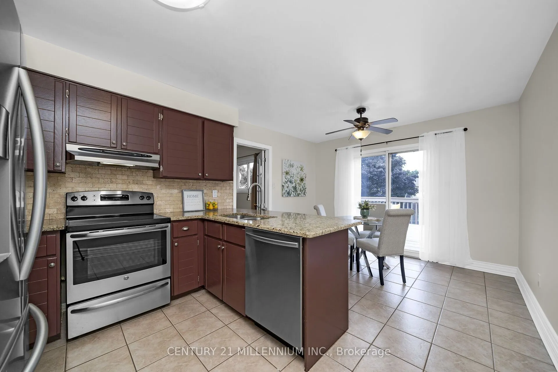 38 Erinlea Crescent