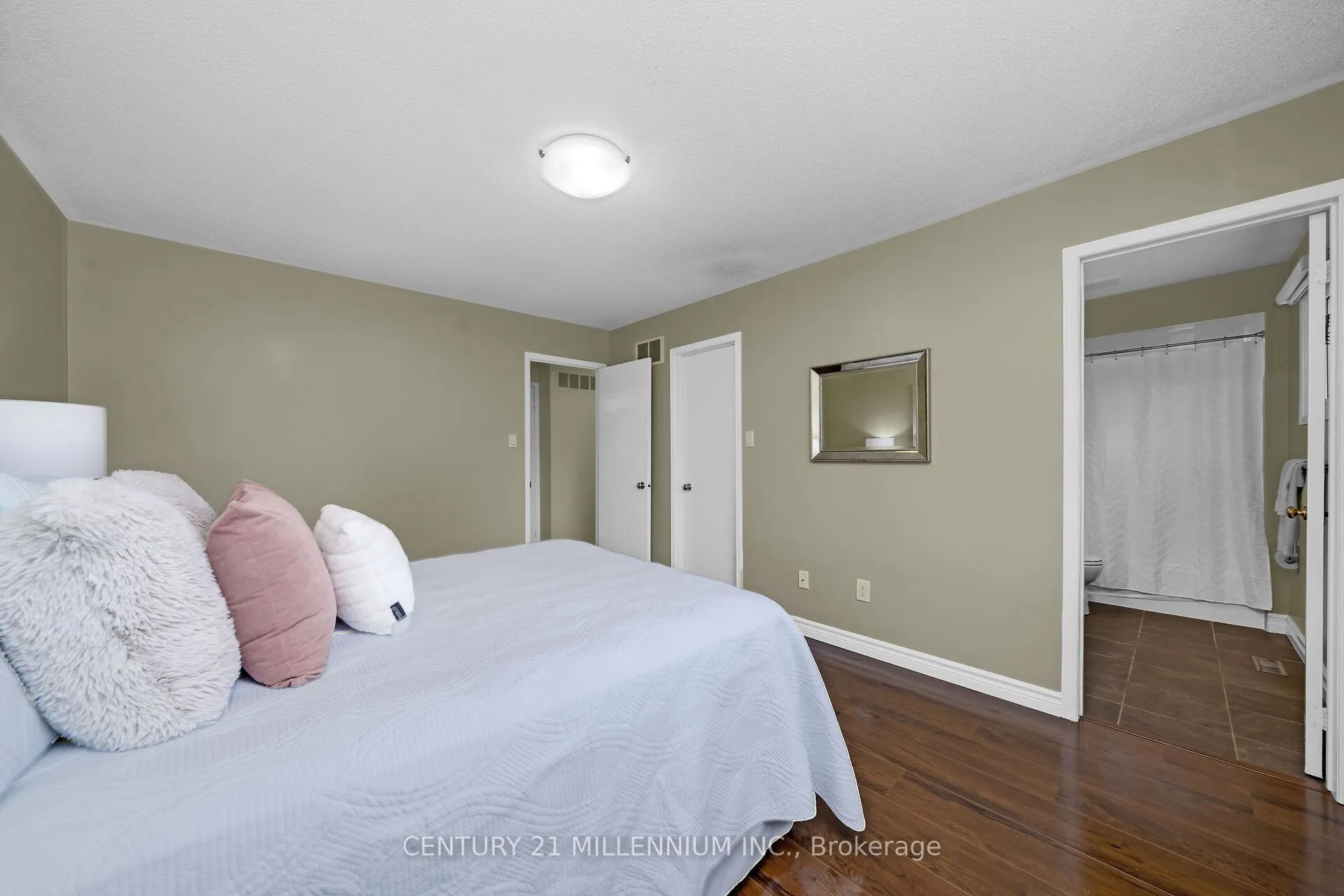 38 Erinlea Crescent