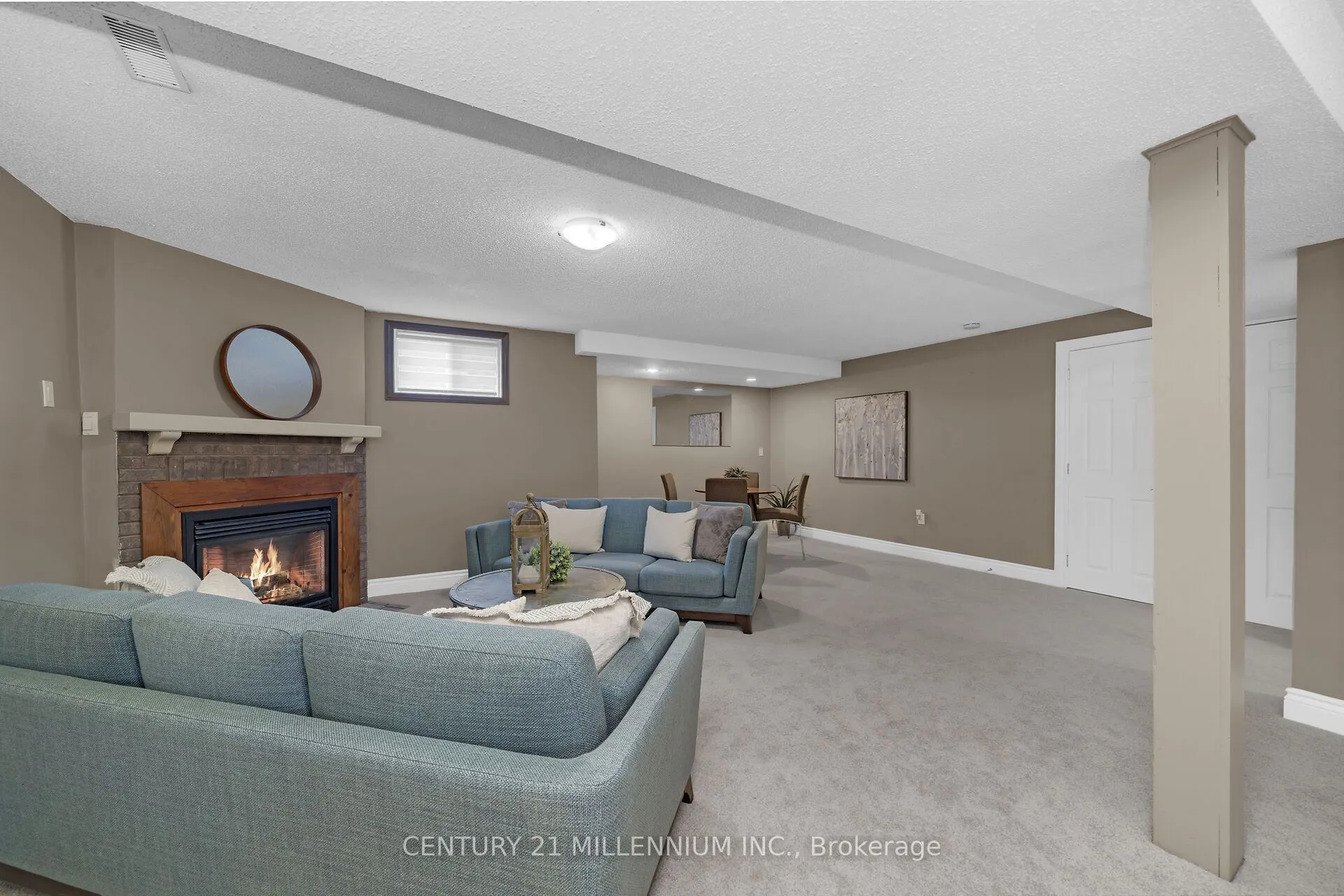 38 Erinlea Crescent