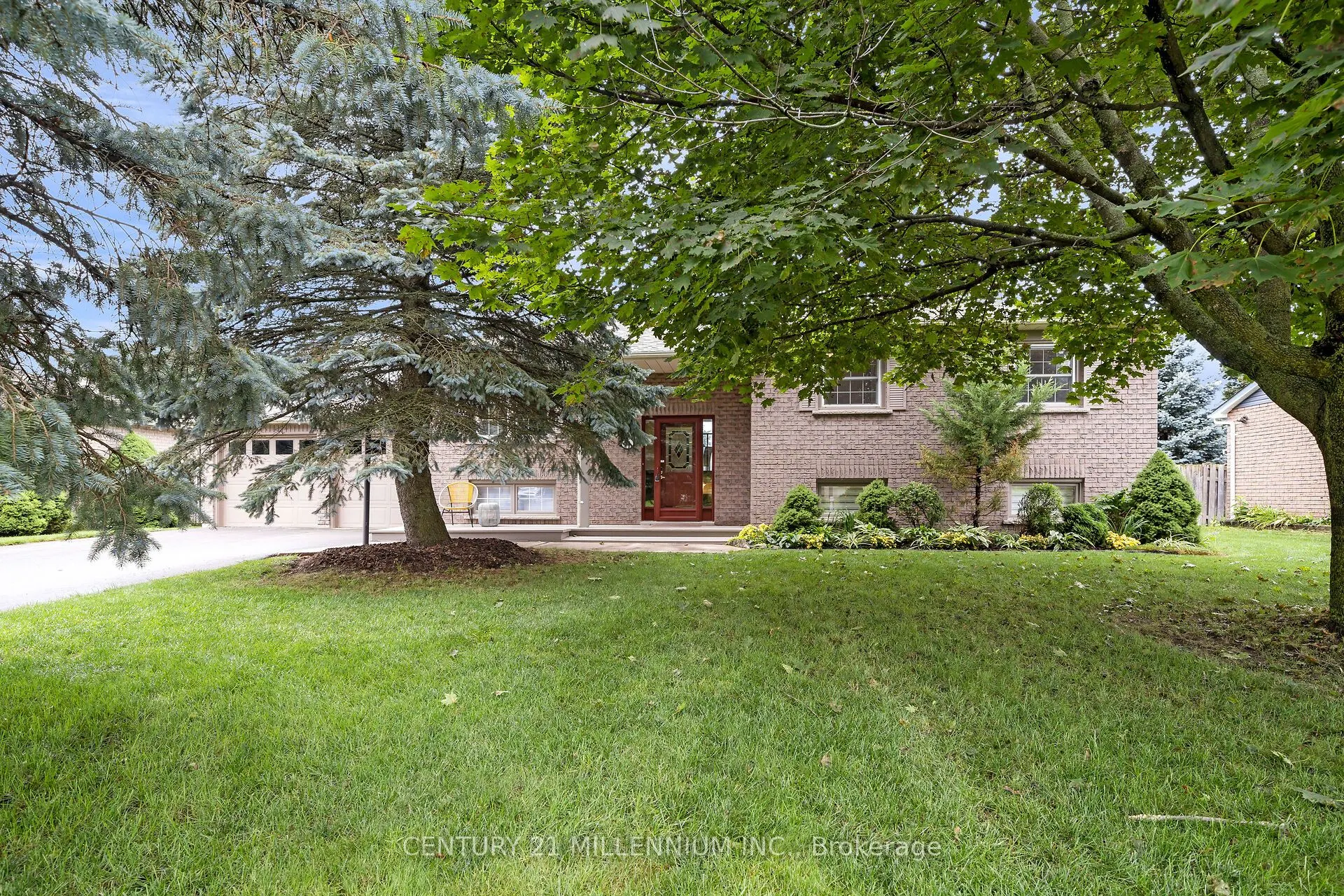 38 Erinlea Crescent