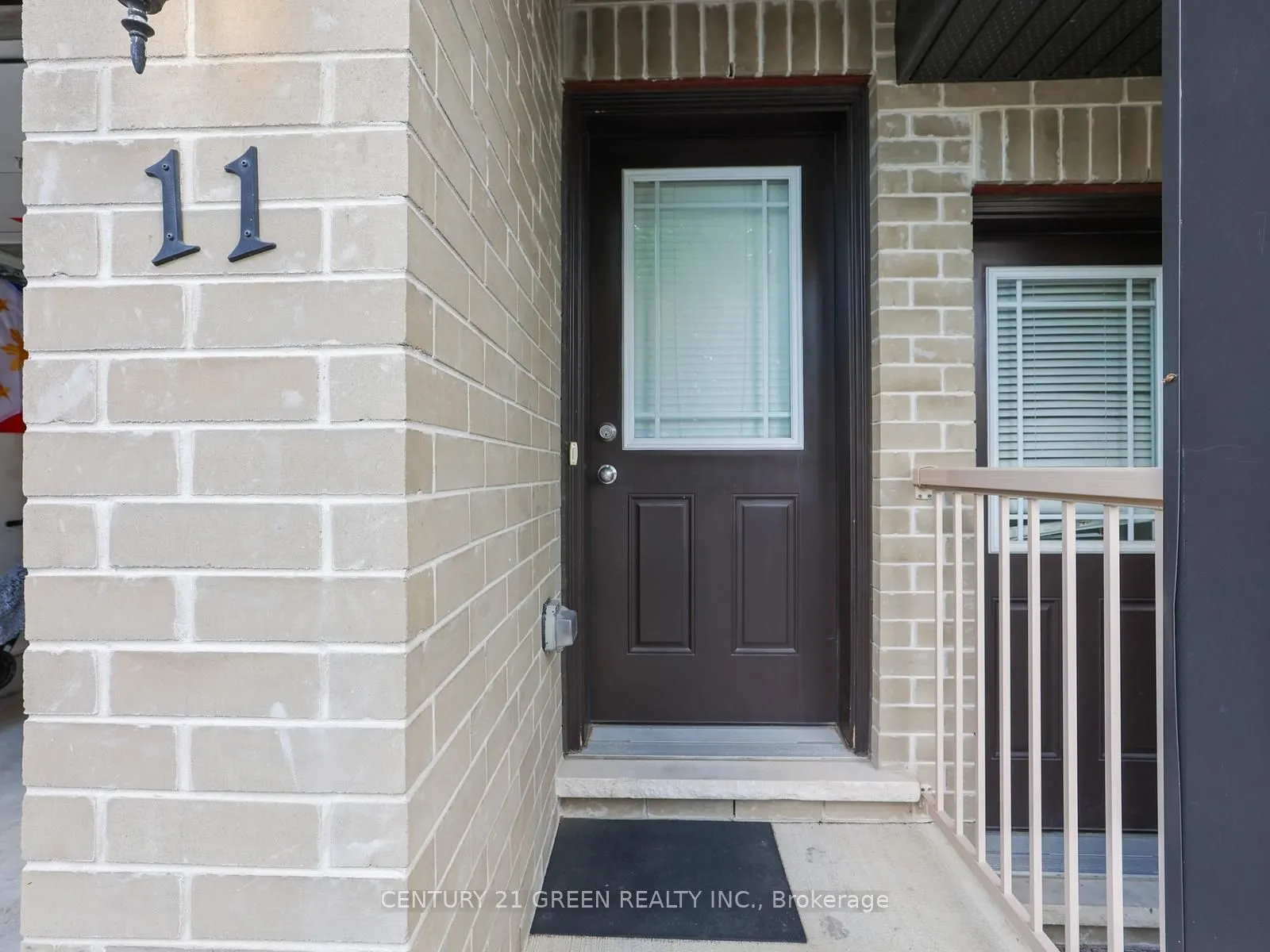 12 Poplar Drive, #11
