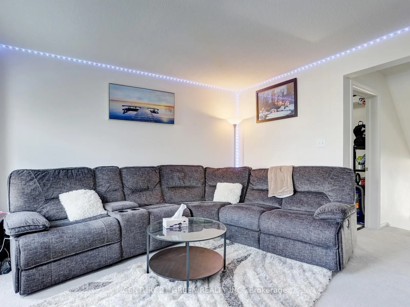 12 Poplar Drive, #11