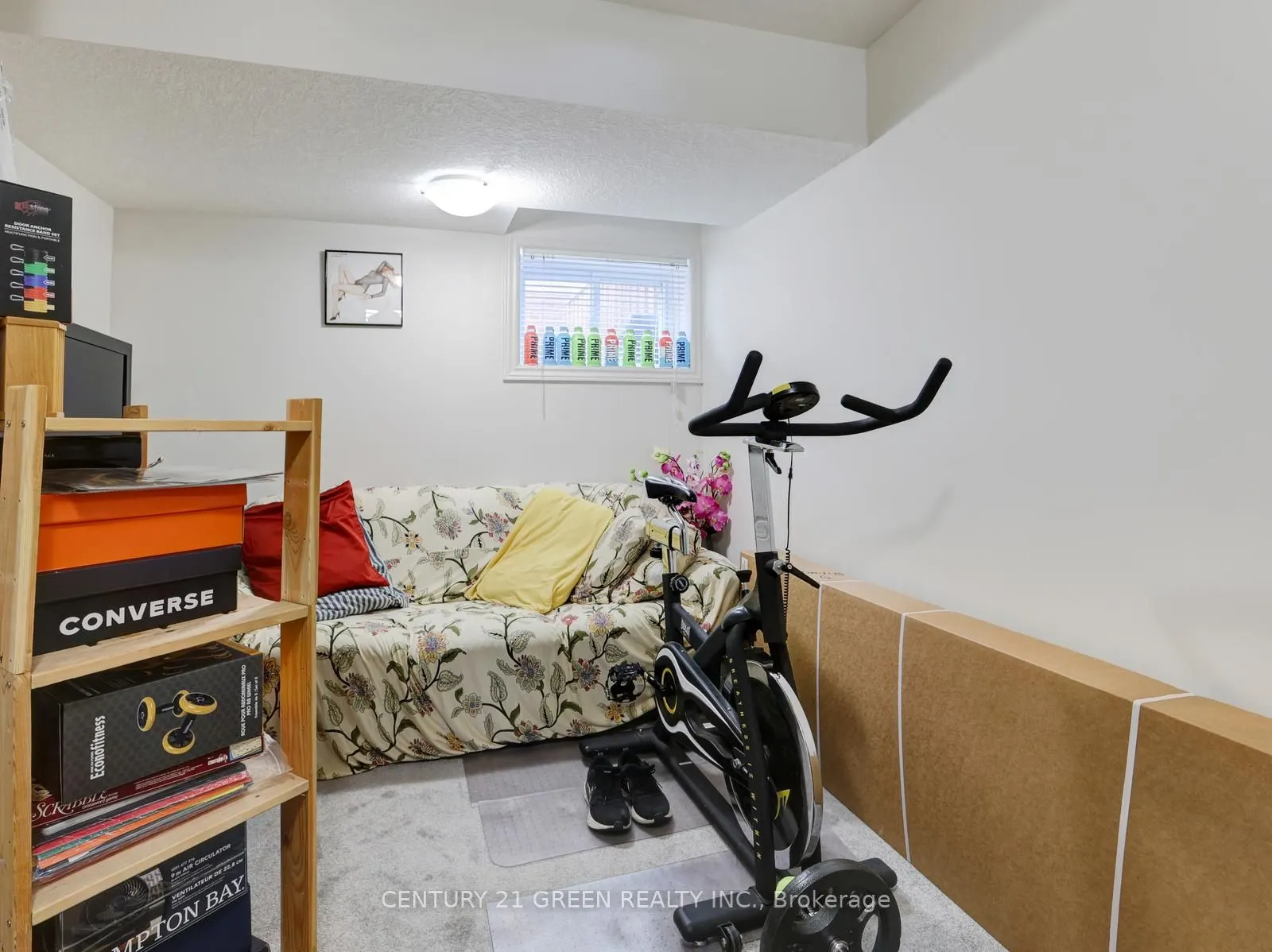 12 Poplar Drive, #11