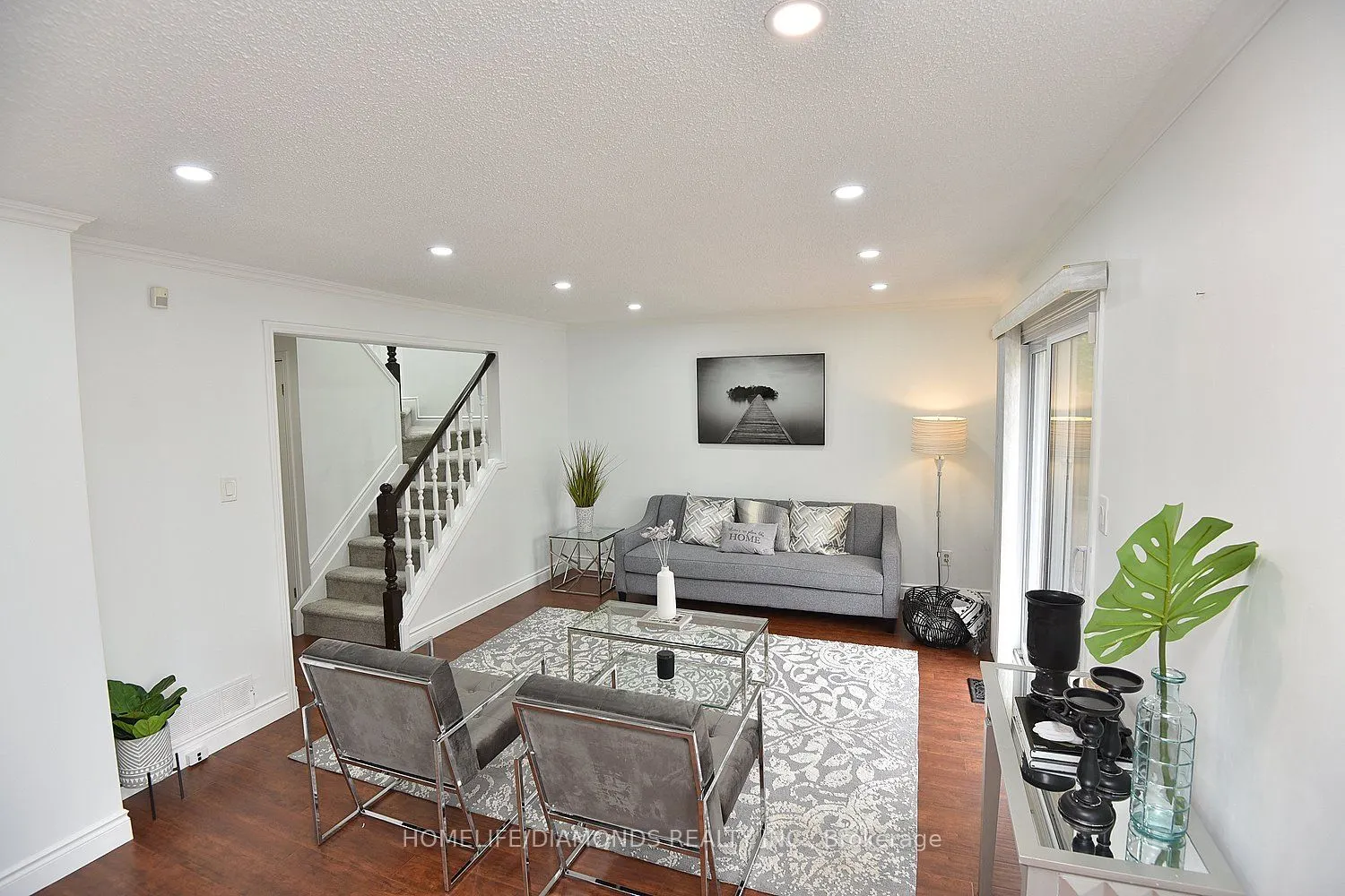 95 BIRCHPARK Drive N