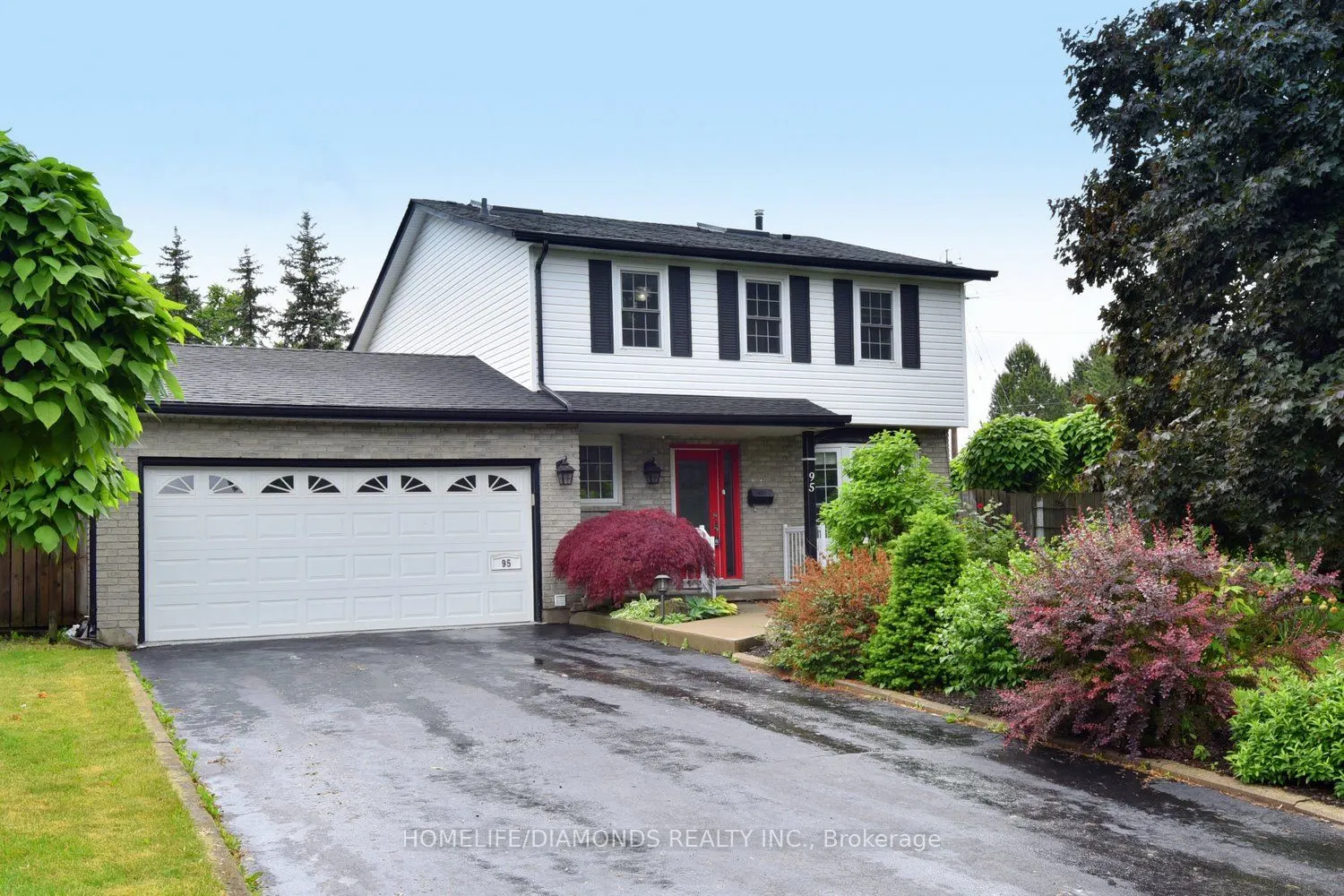 95 BIRCHPARK Drive N