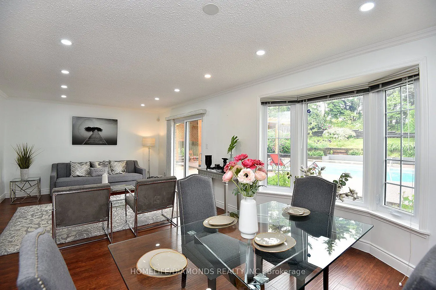 95 BIRCHPARK Drive N