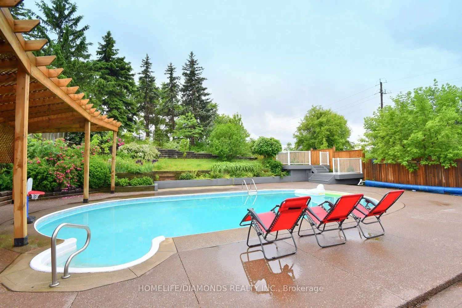 95 BIRCHPARK Drive N