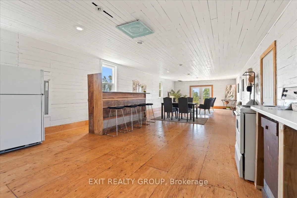 1106 Cooke Road