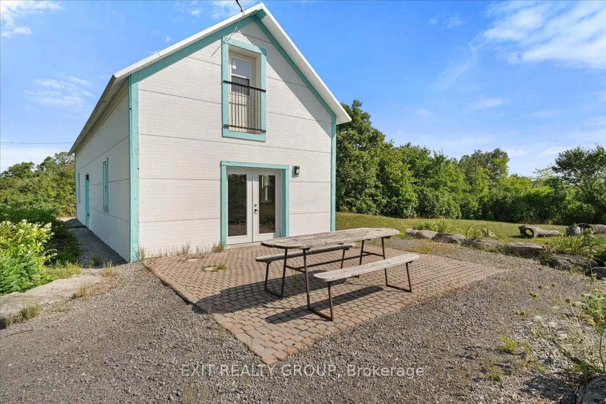1106 Cooke Road