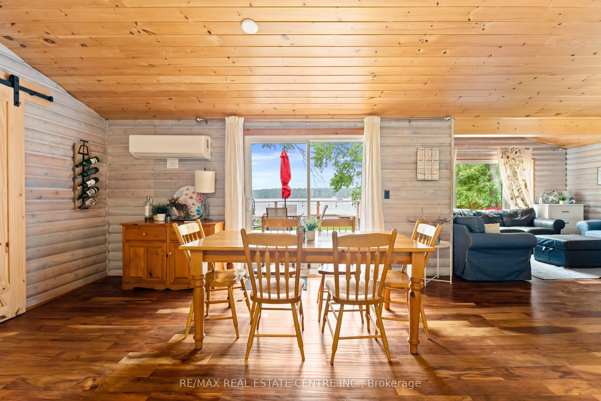 3012 Greenwood Lane