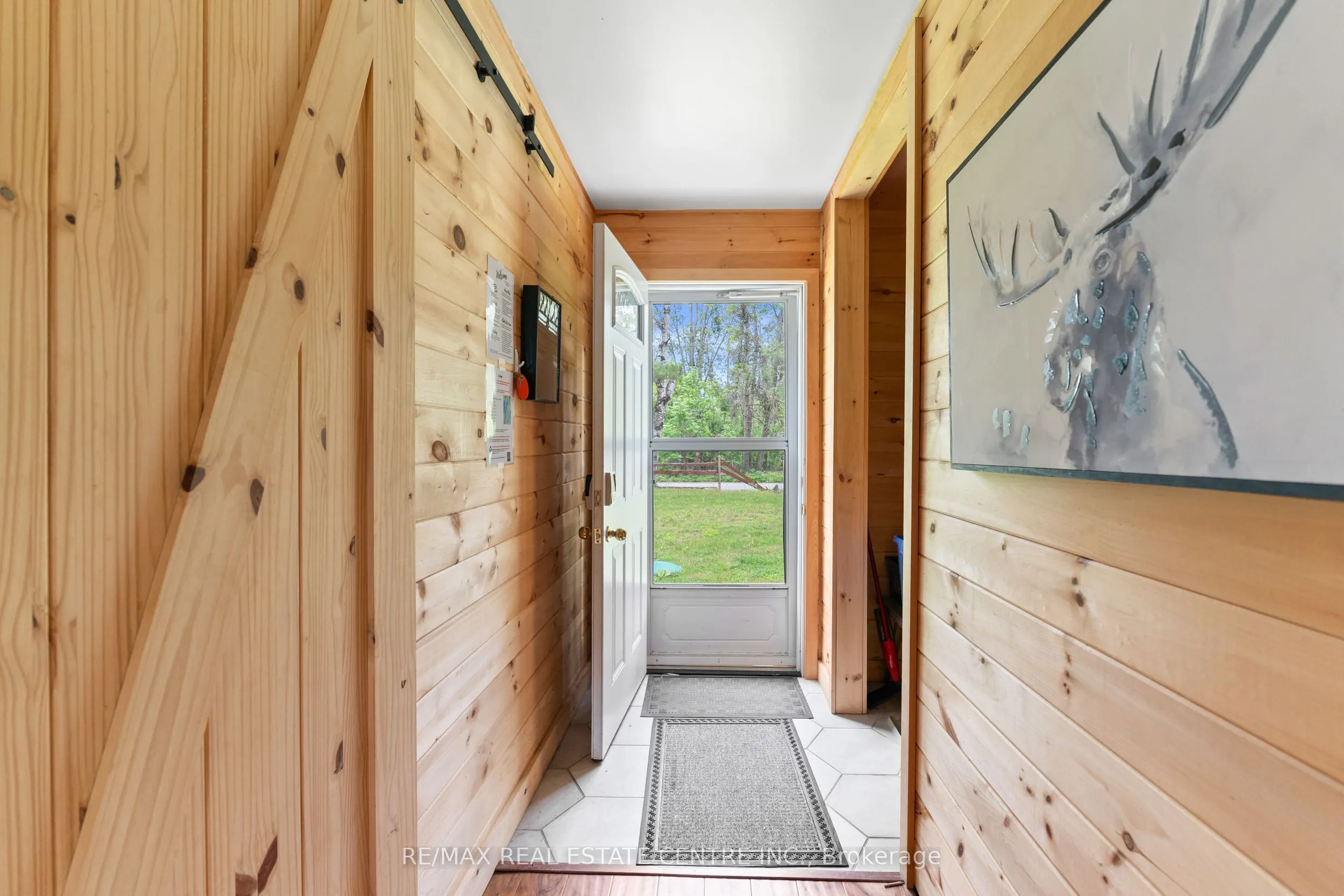 3012 Greenwood Lane